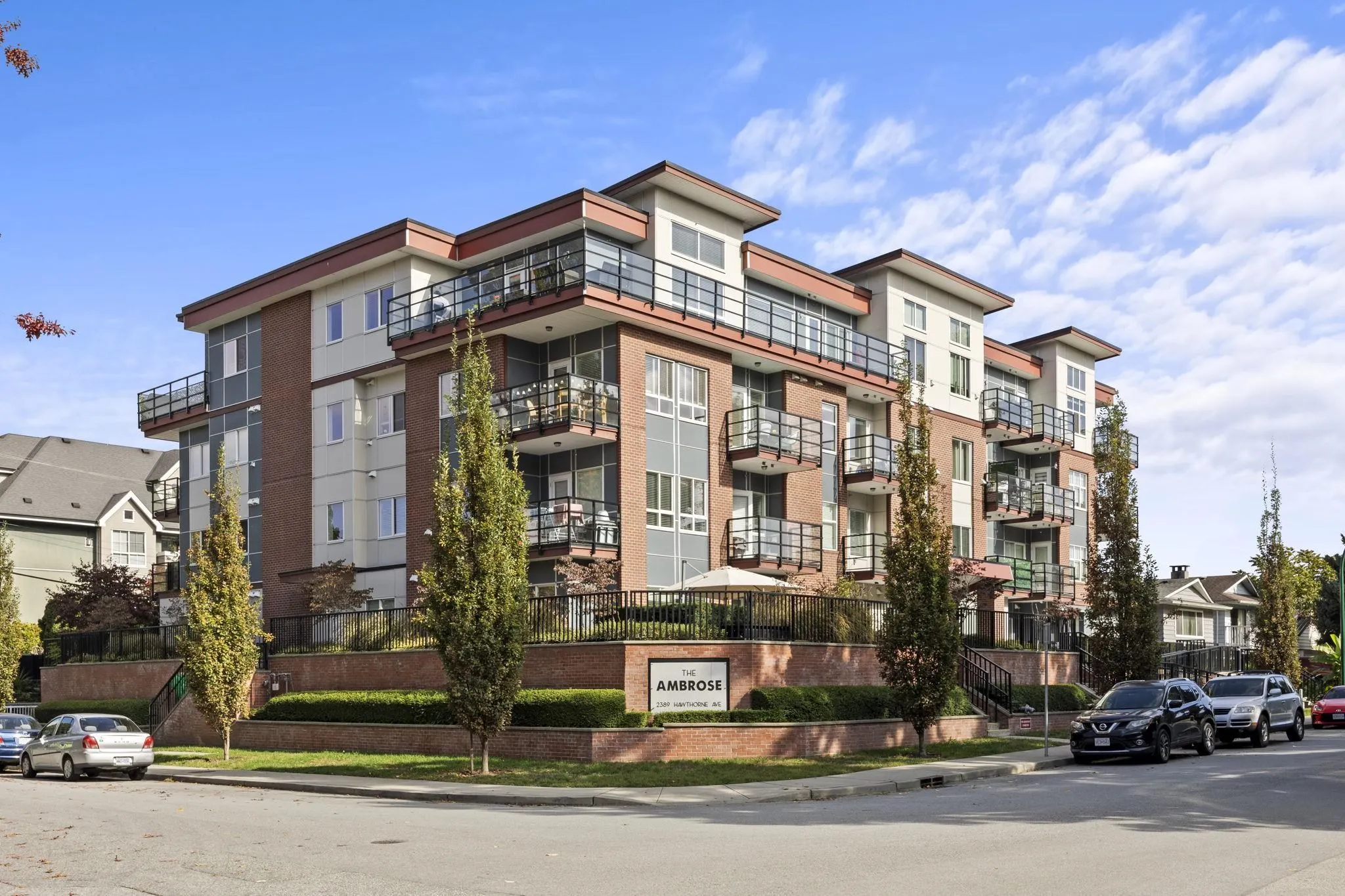 2389 Hawthorne Avenue #304