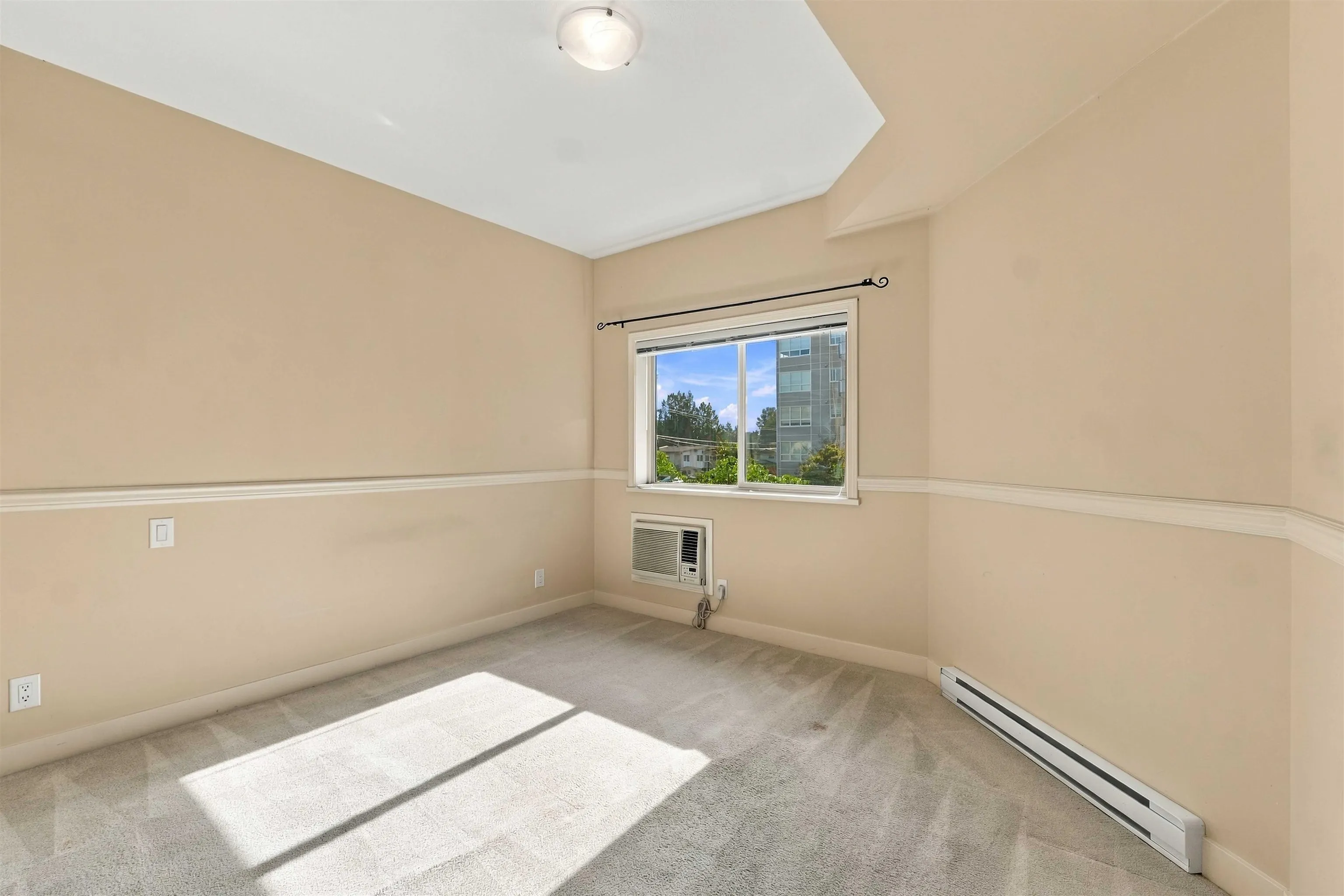 11935 Burnett Street #216