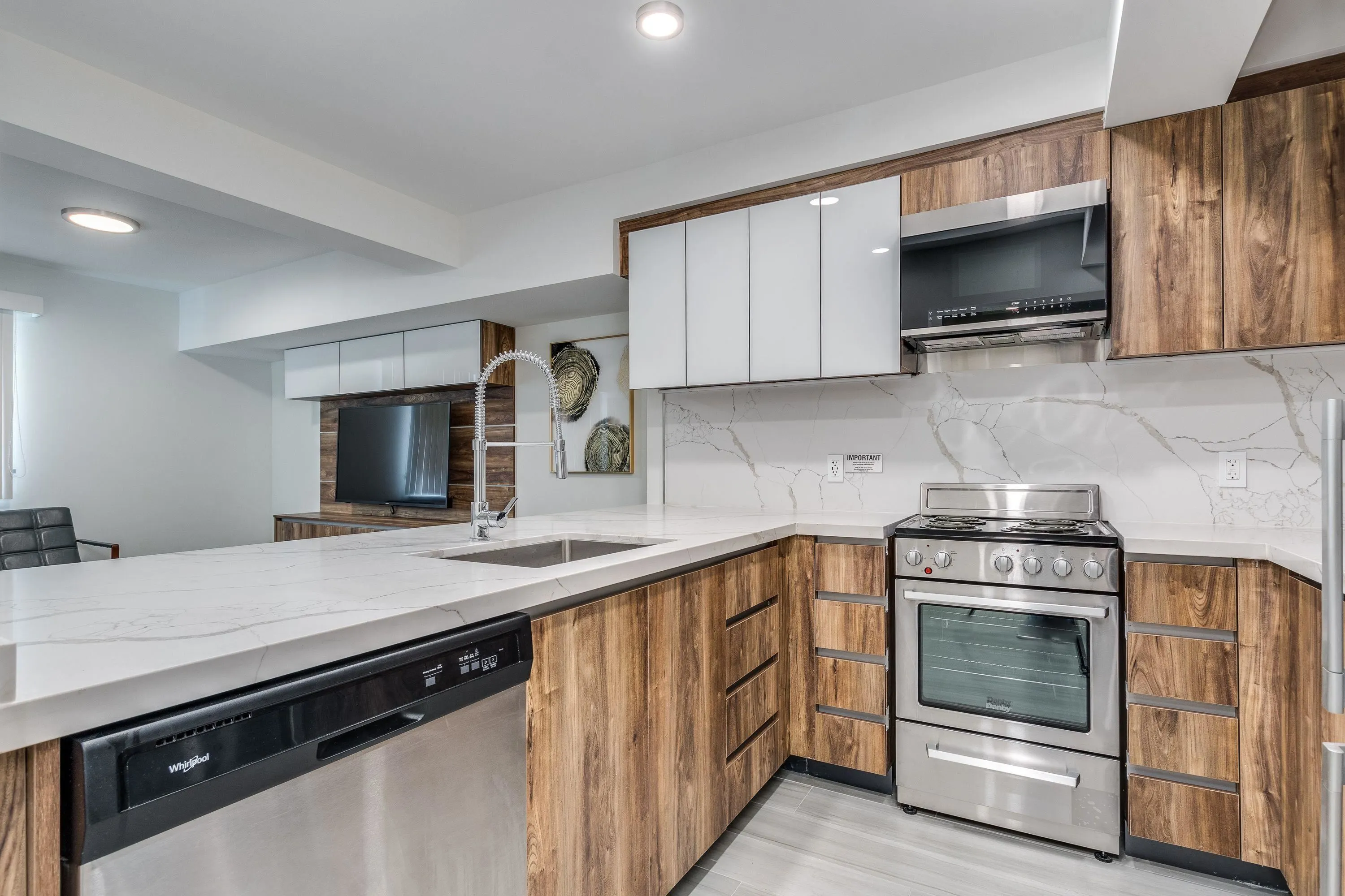 1168 Pendrell Street #103