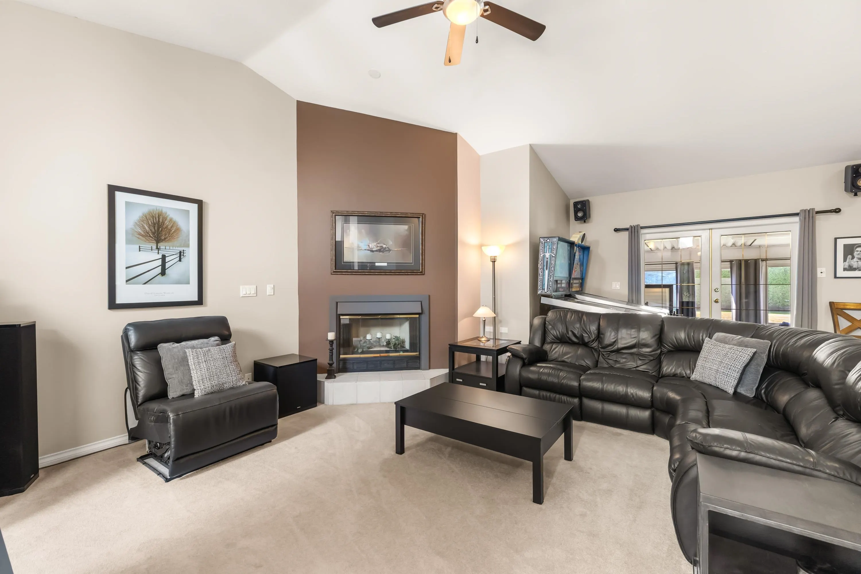 15430 Kilmore Close