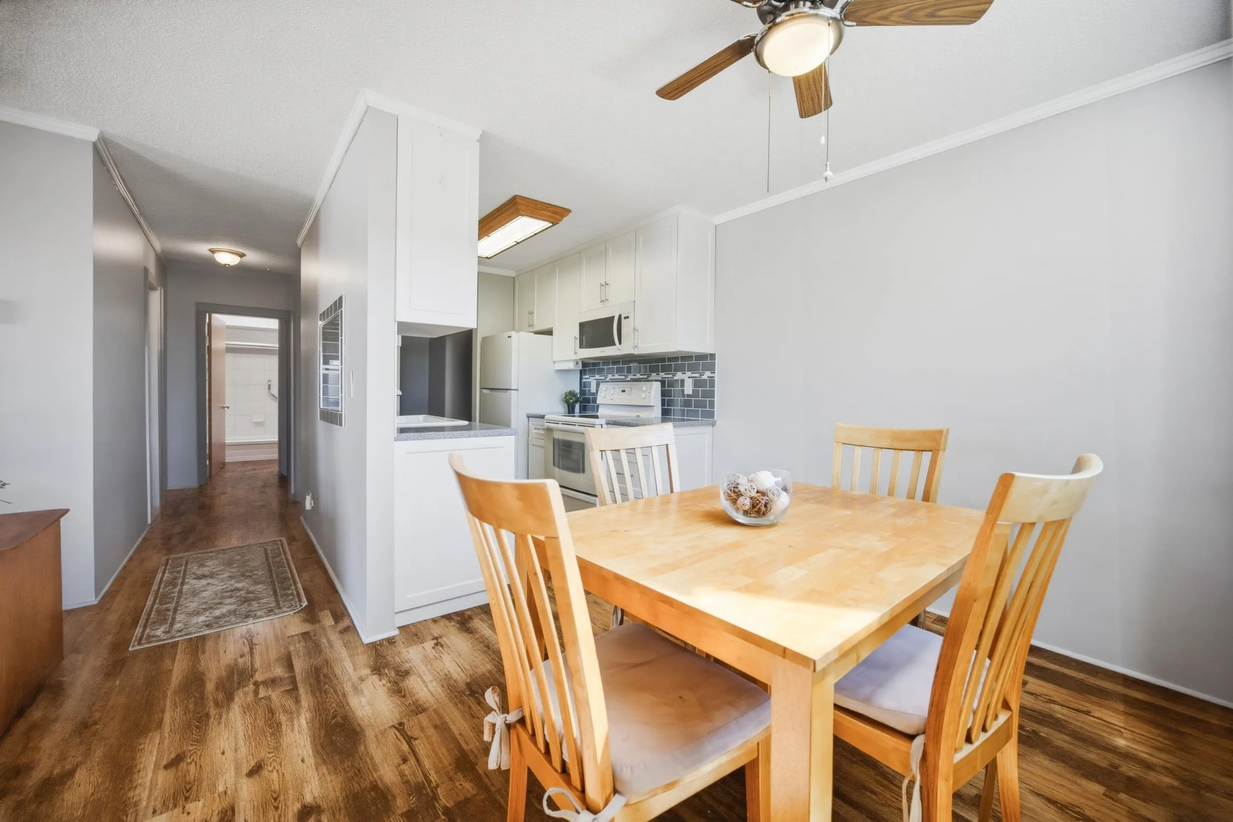 4926 48 Avenue #306