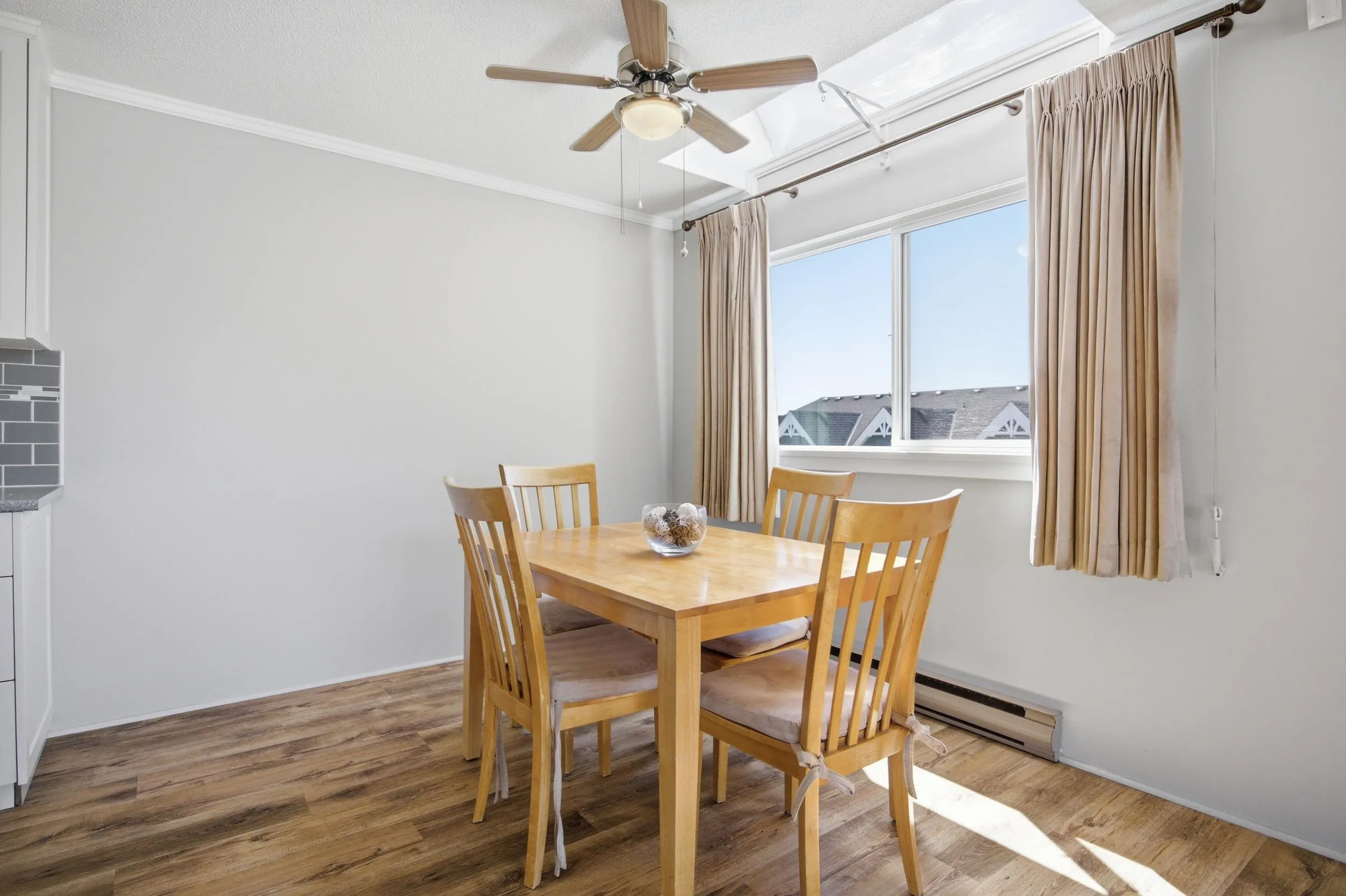 4926 48 Avenue #306