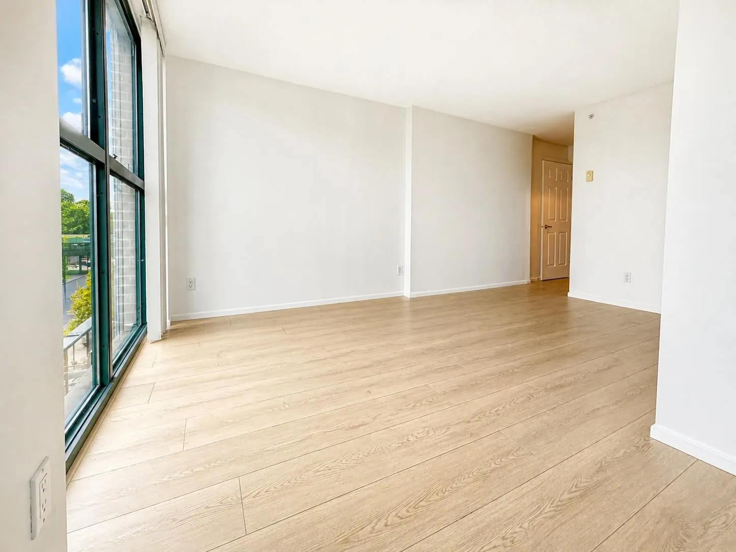 1159 Main Street #504