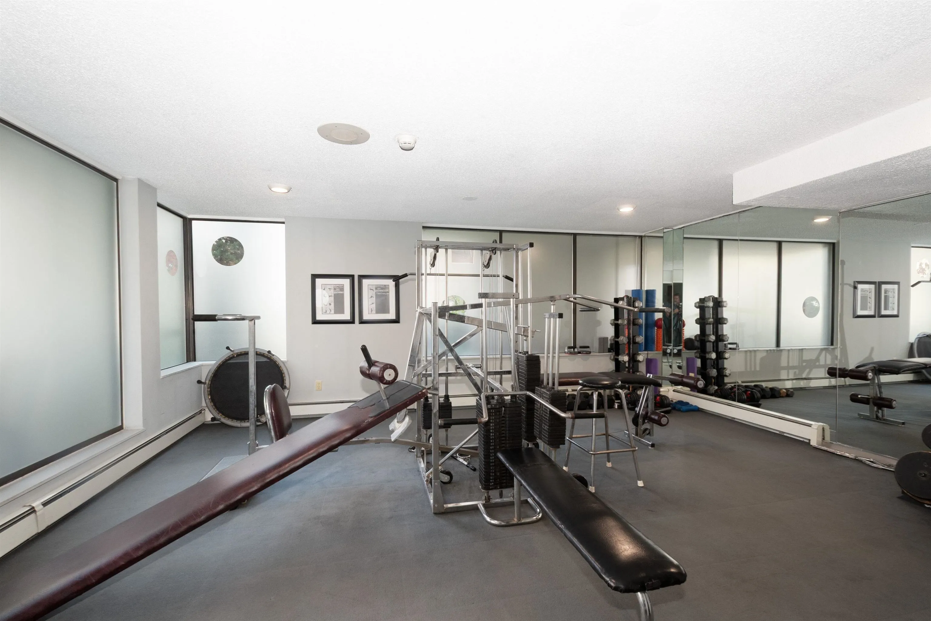 1127 Barclay Street #201