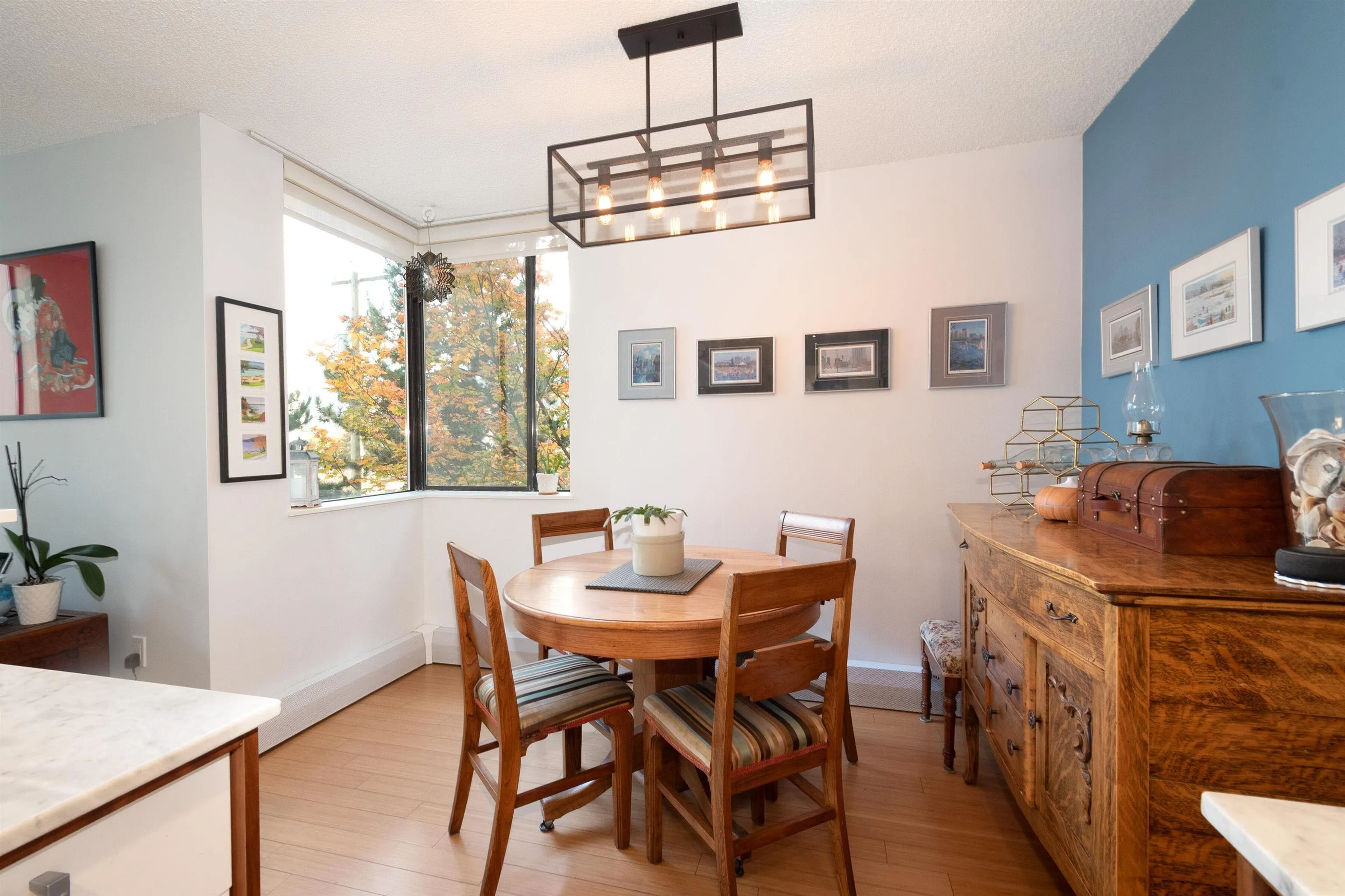 1127 Barclay Street #201