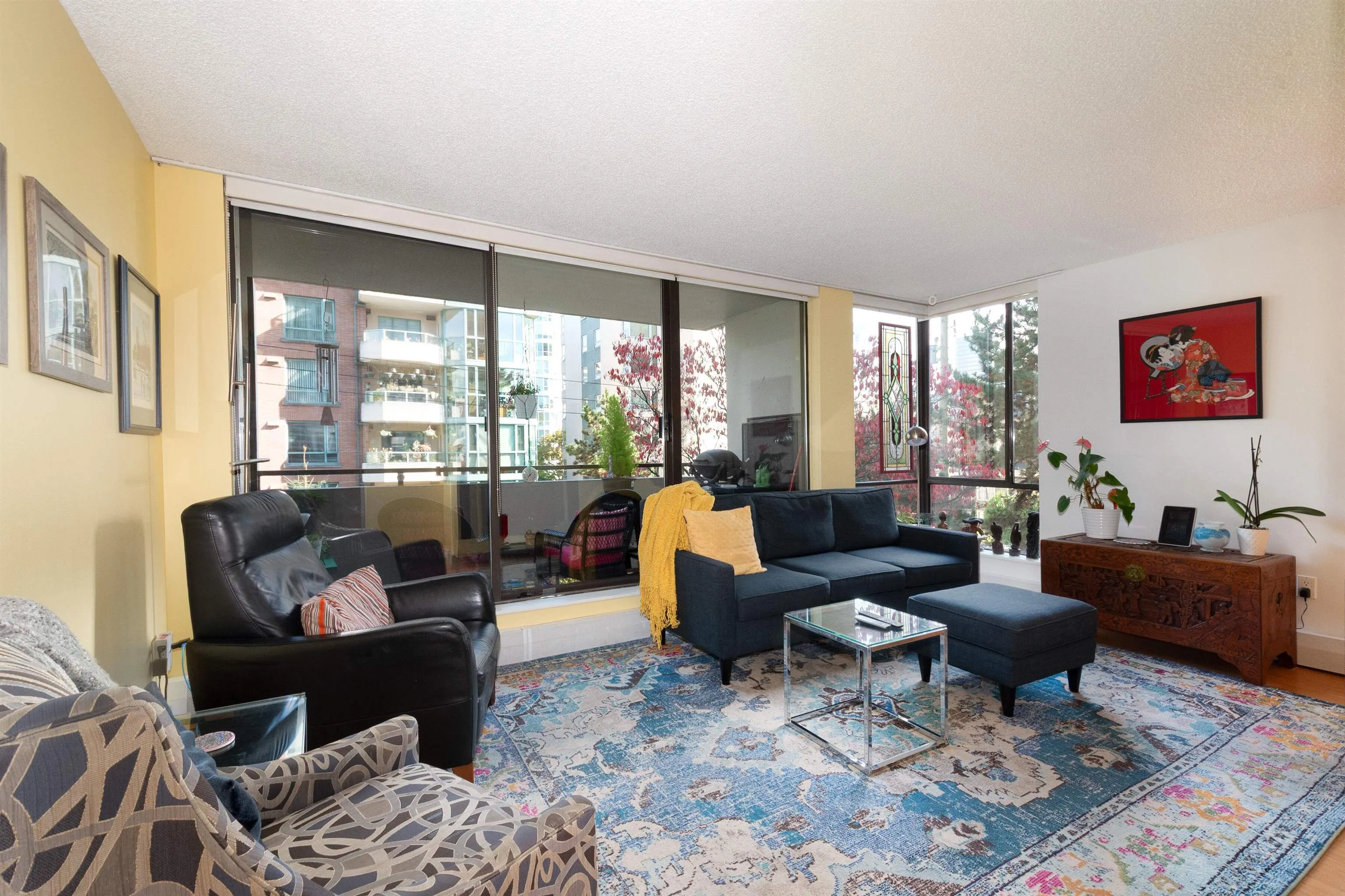 1127 Barclay Street #201
