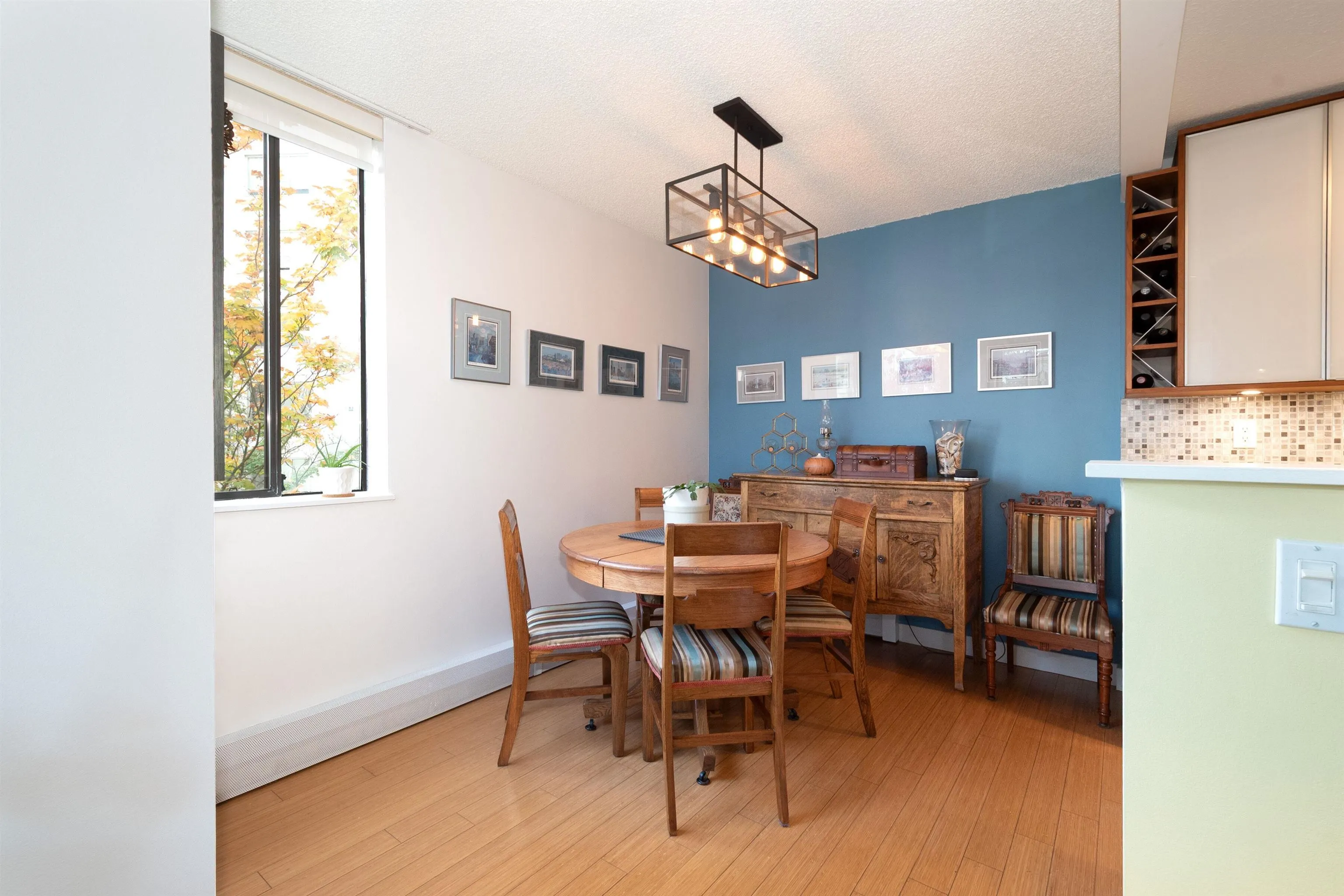1127 Barclay Street #201