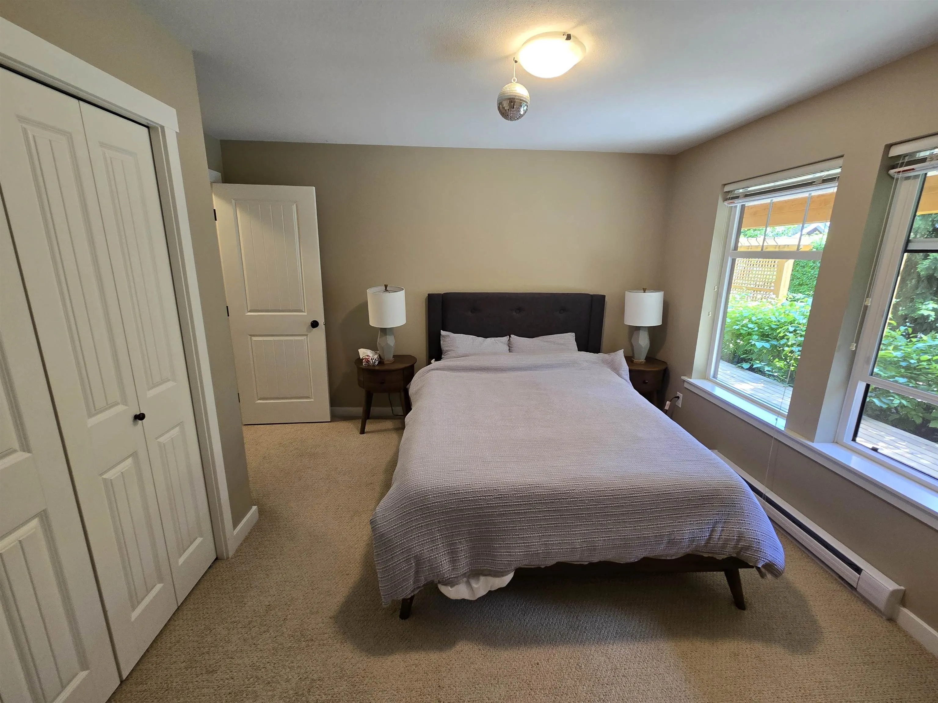1856 Huckleberry Bend