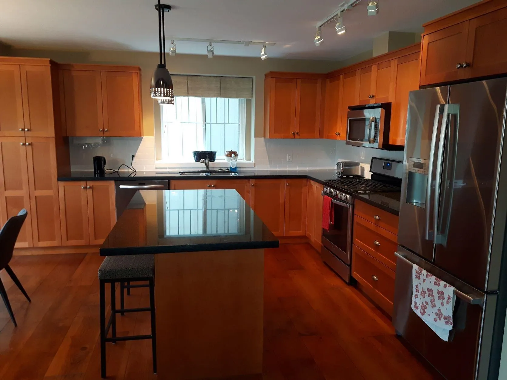 1856 Huckleberry Bend
