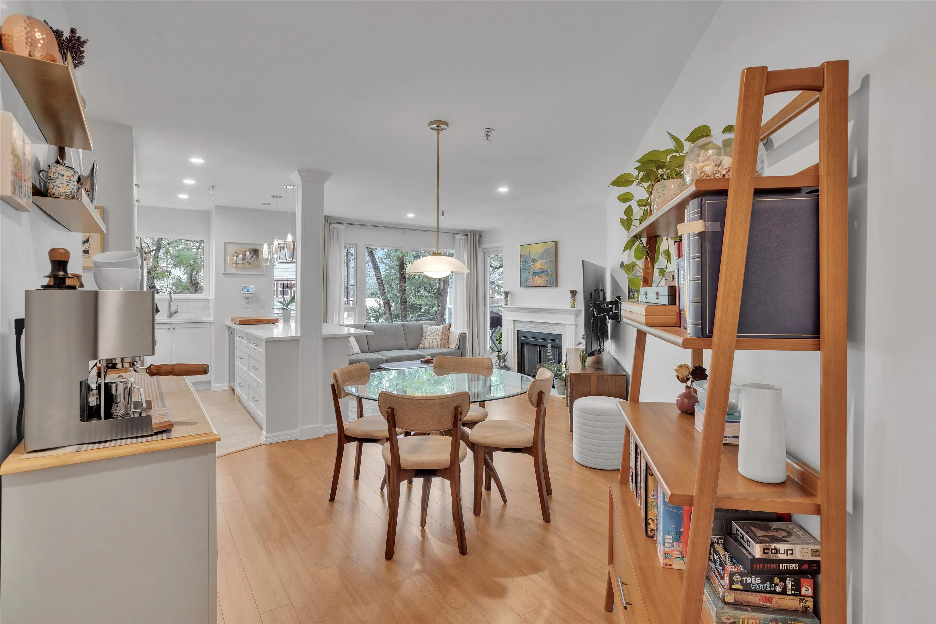2020 W 8th Avenue #315