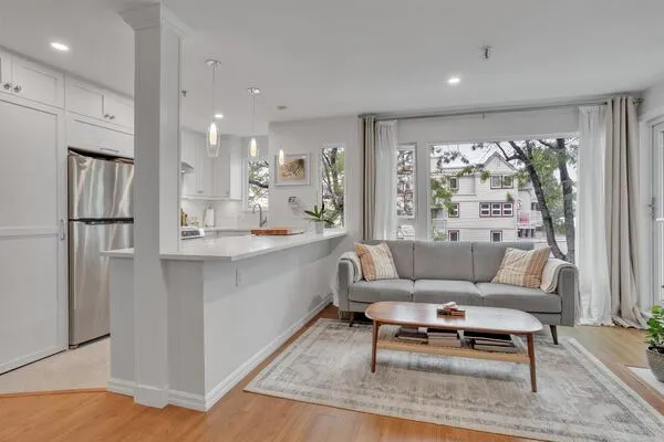 2020 W 8th Avenue #315