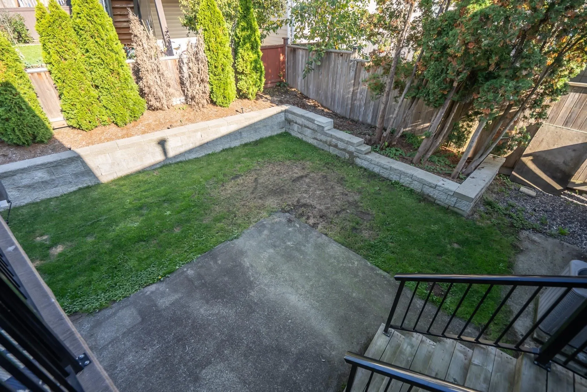 22895 Gillis Place