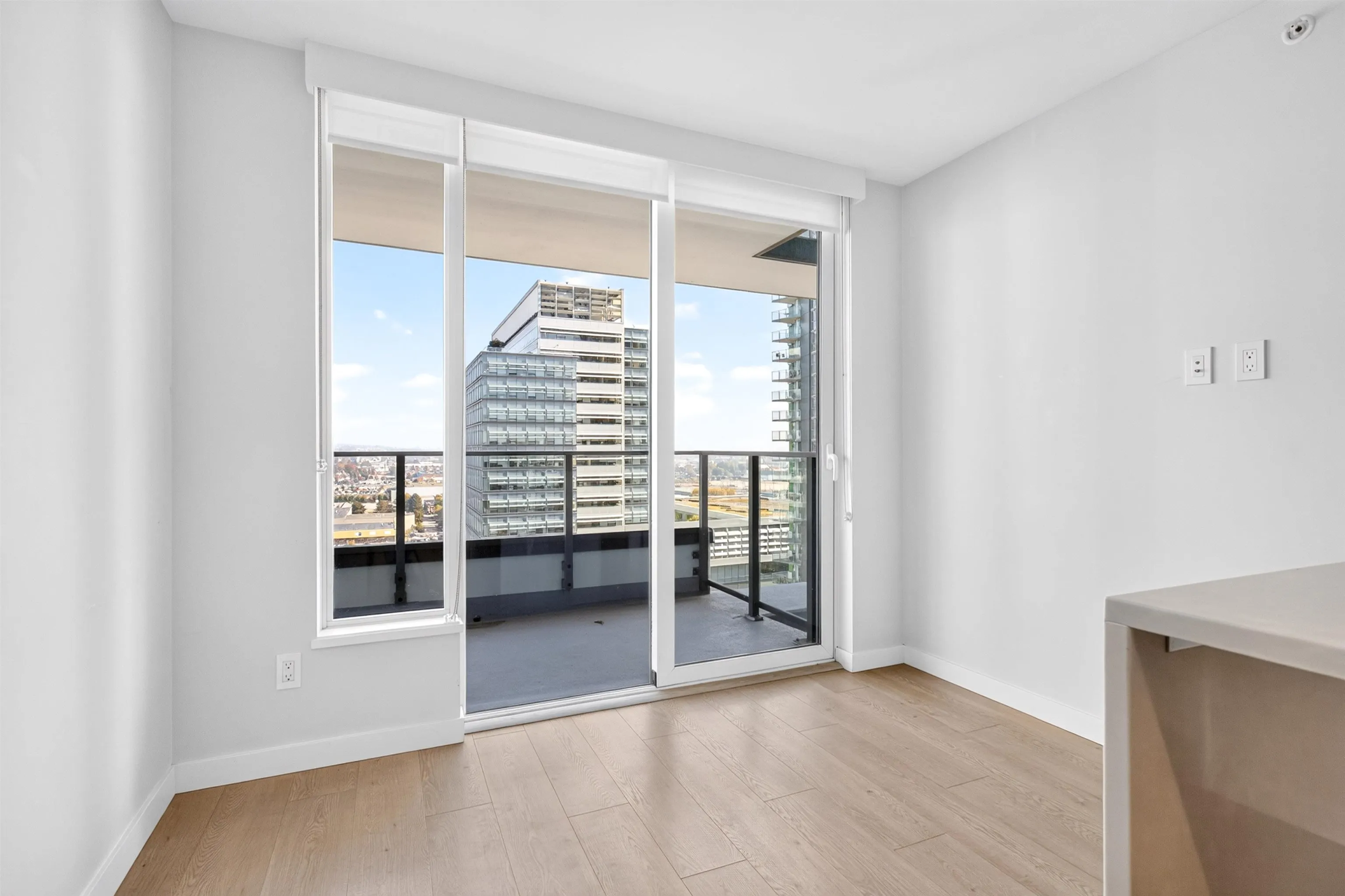 8189 Cambie Street #1506