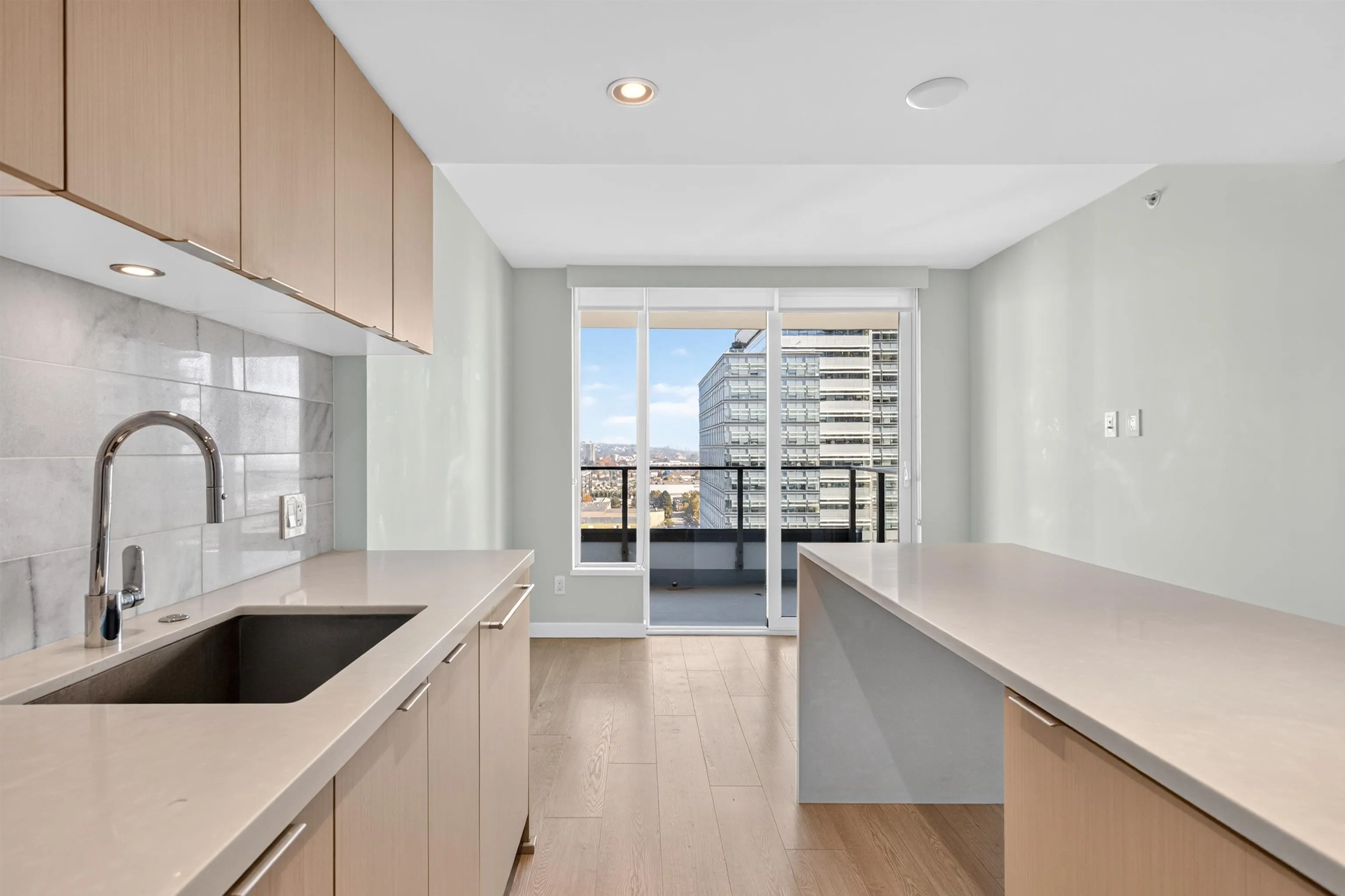 8189 Cambie Street #1506