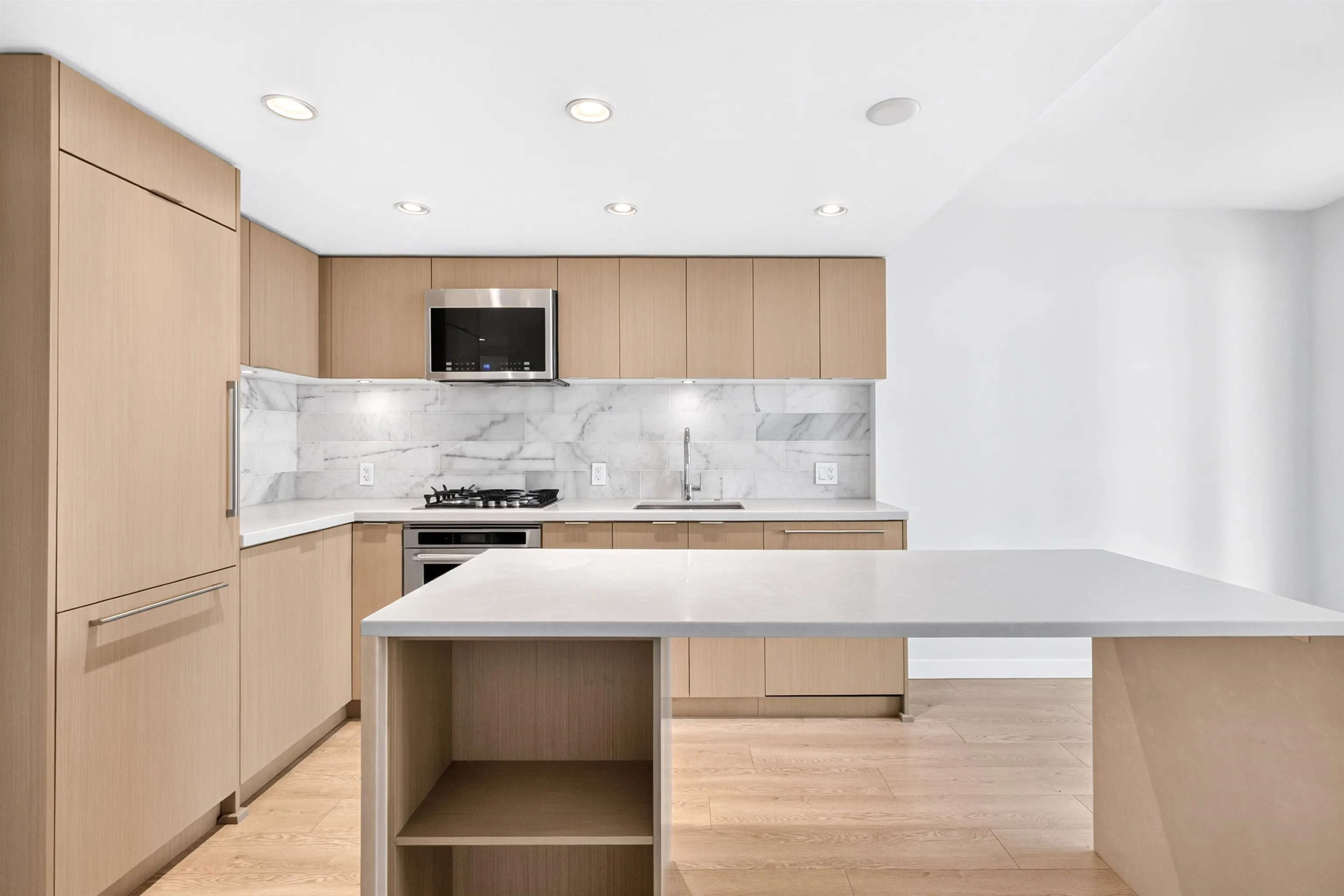 8189 Cambie Street #1506