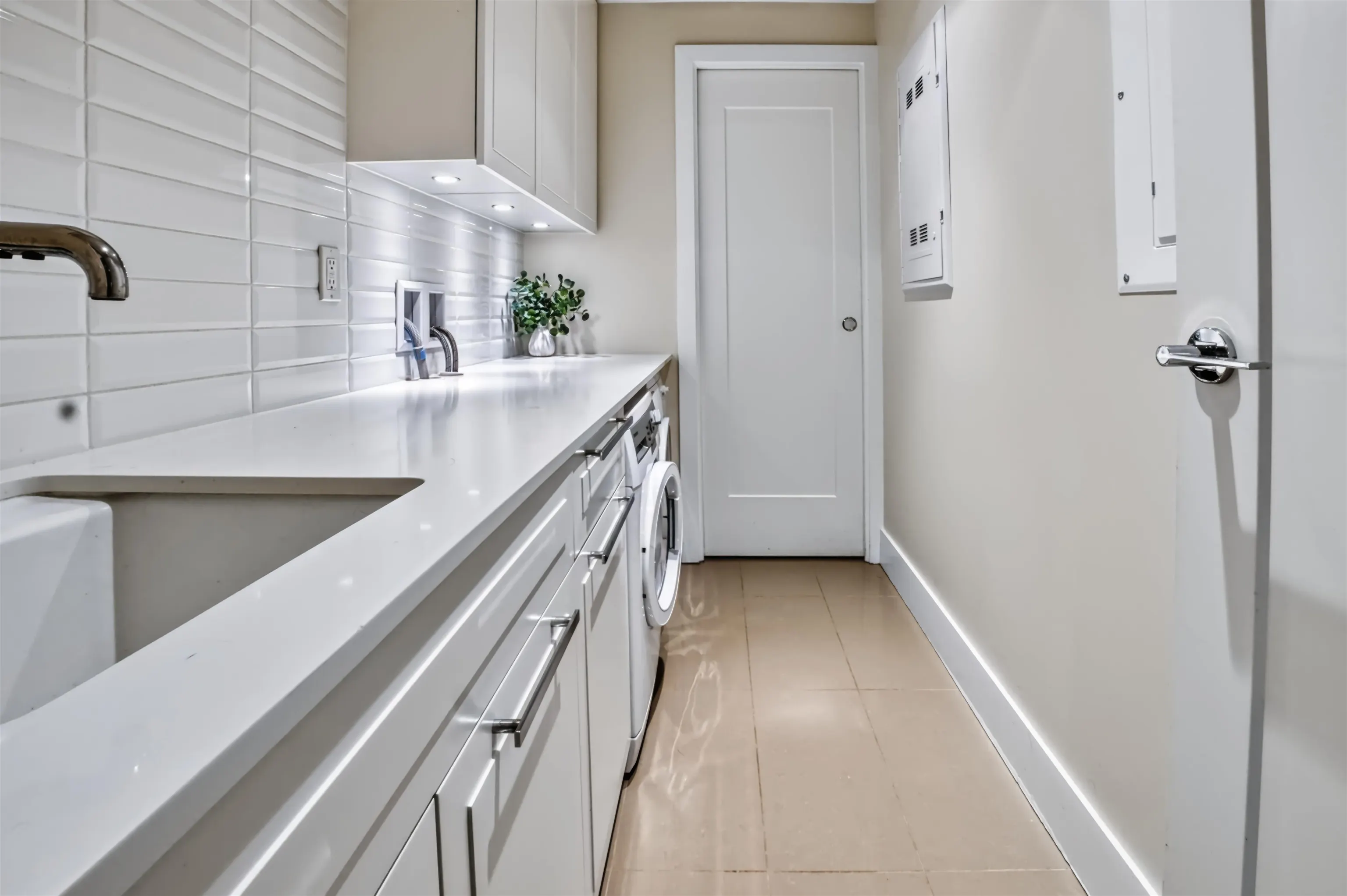 1501 Vidal Street #206