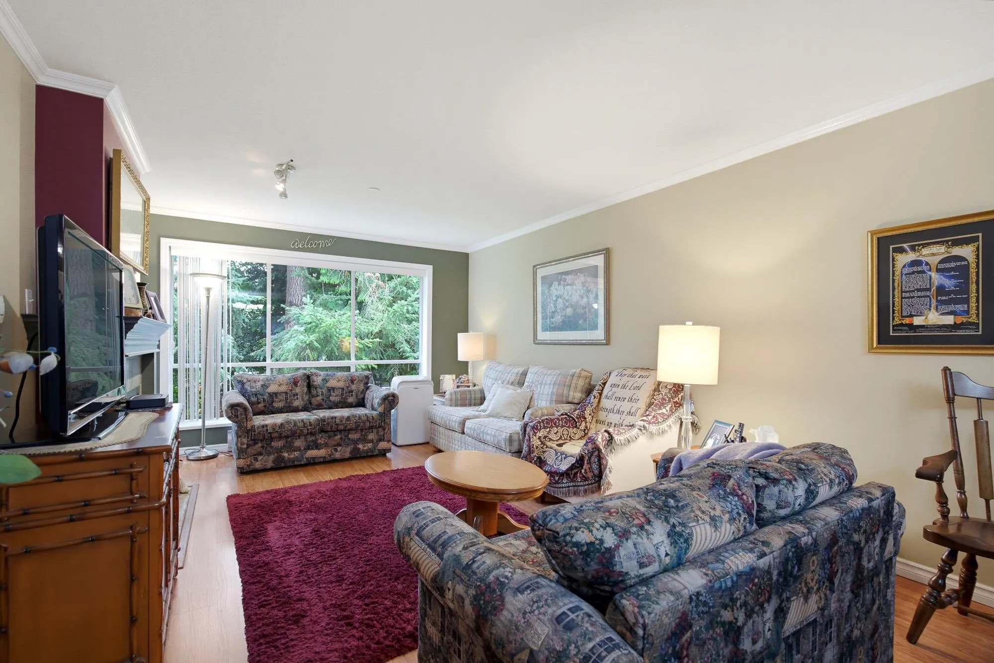 33280 E Bourquin Crescent #208