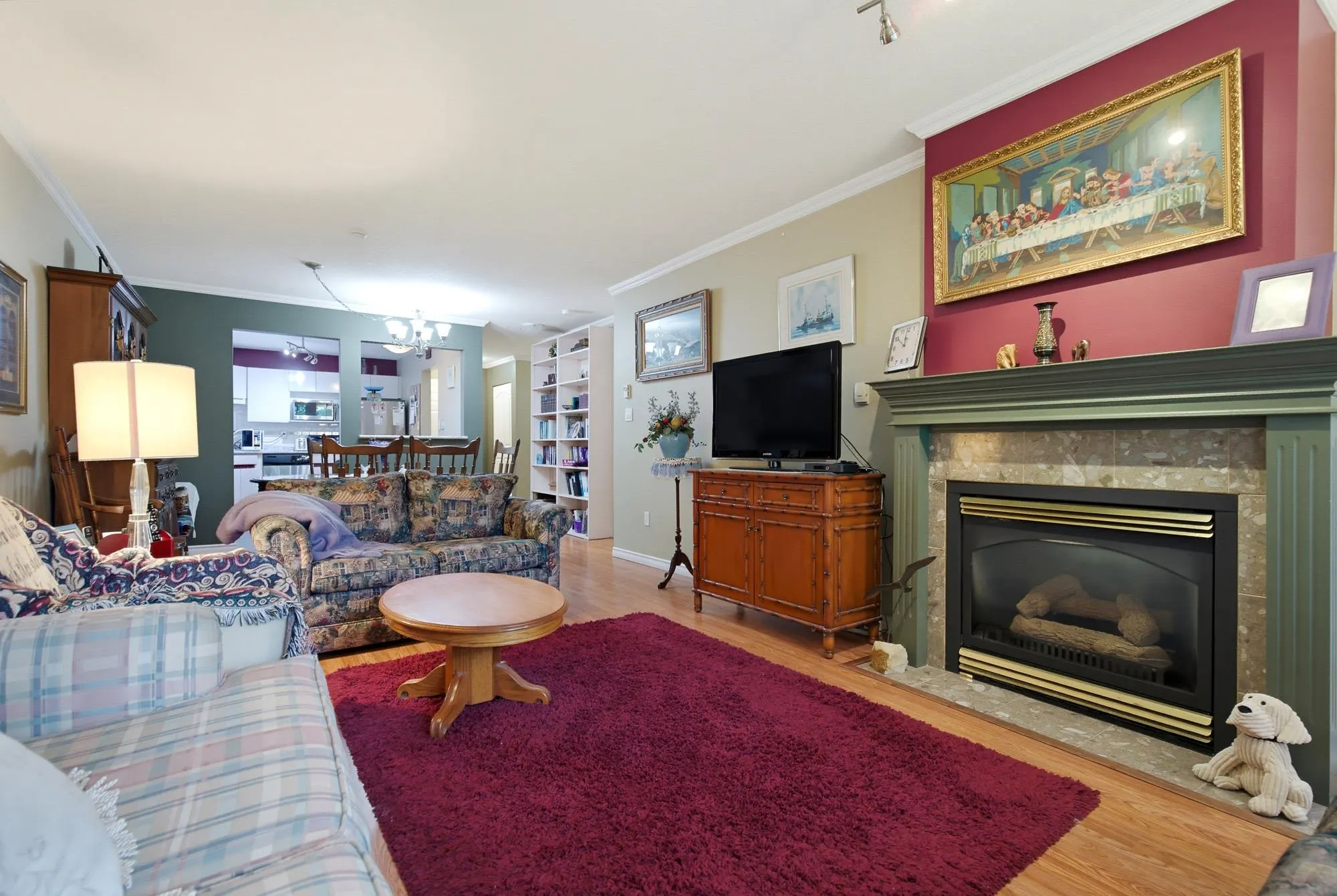 33280 E Bourquin Crescent #208