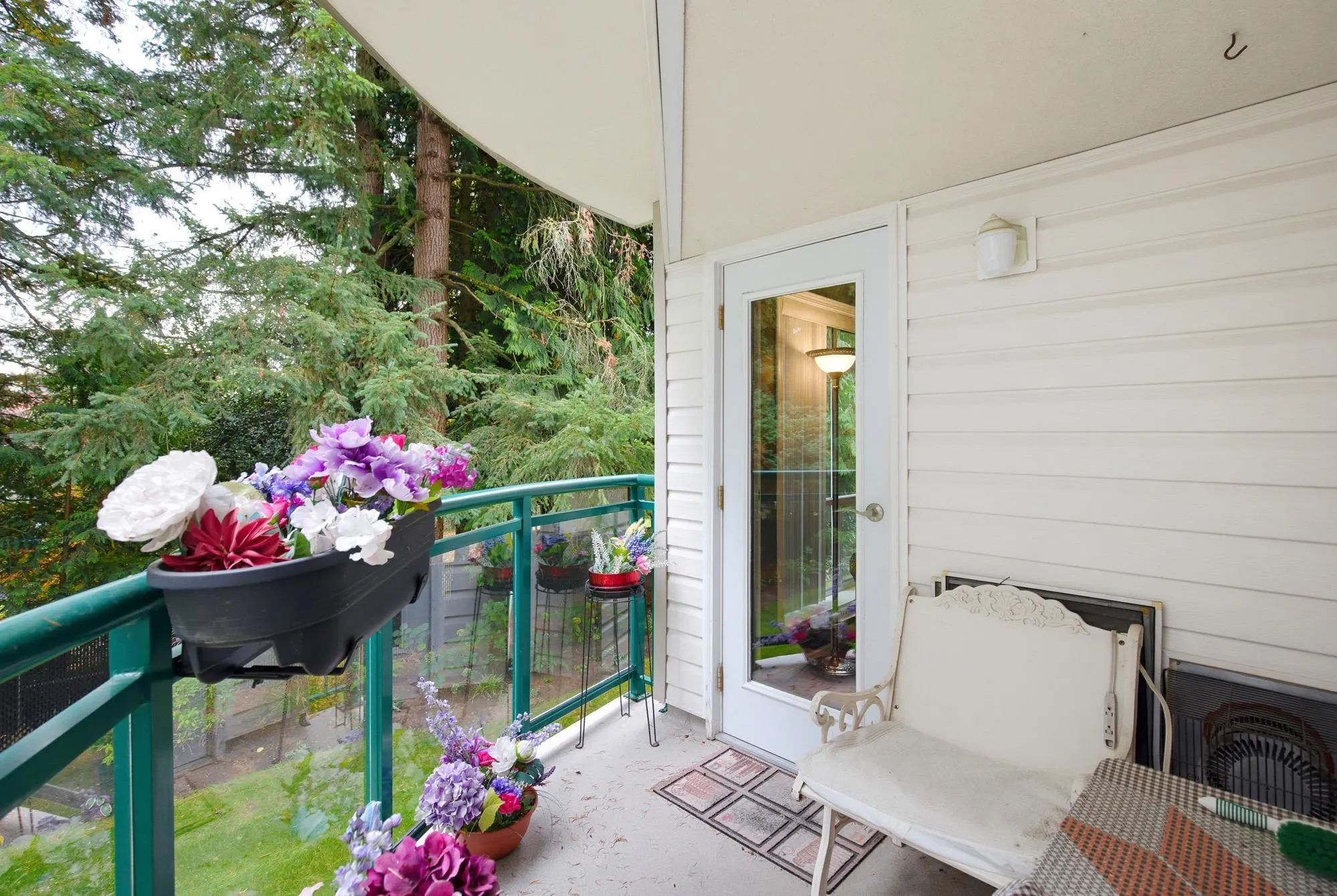 33280 E Bourquin Crescent #208