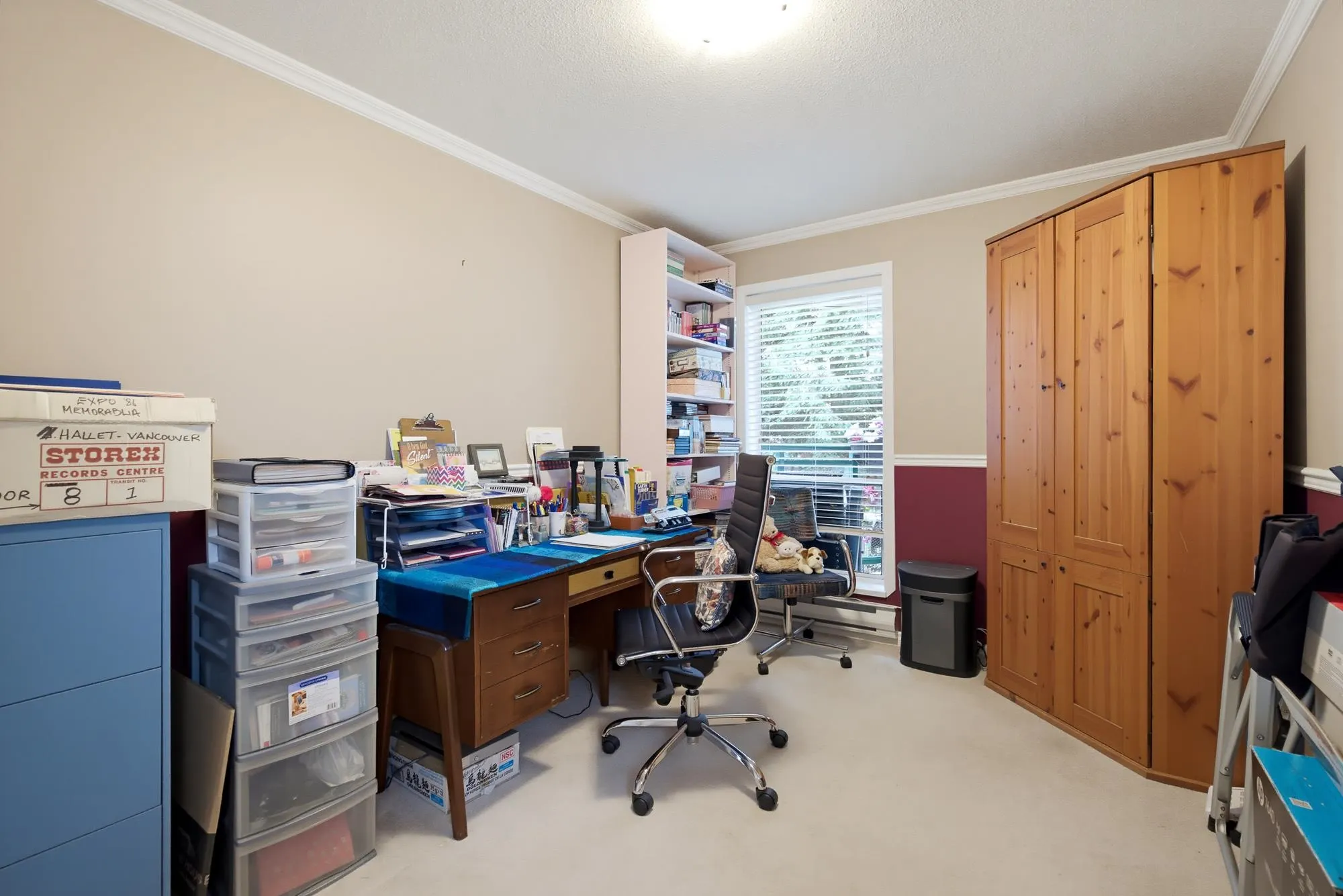 33280 E Bourquin Crescent #208