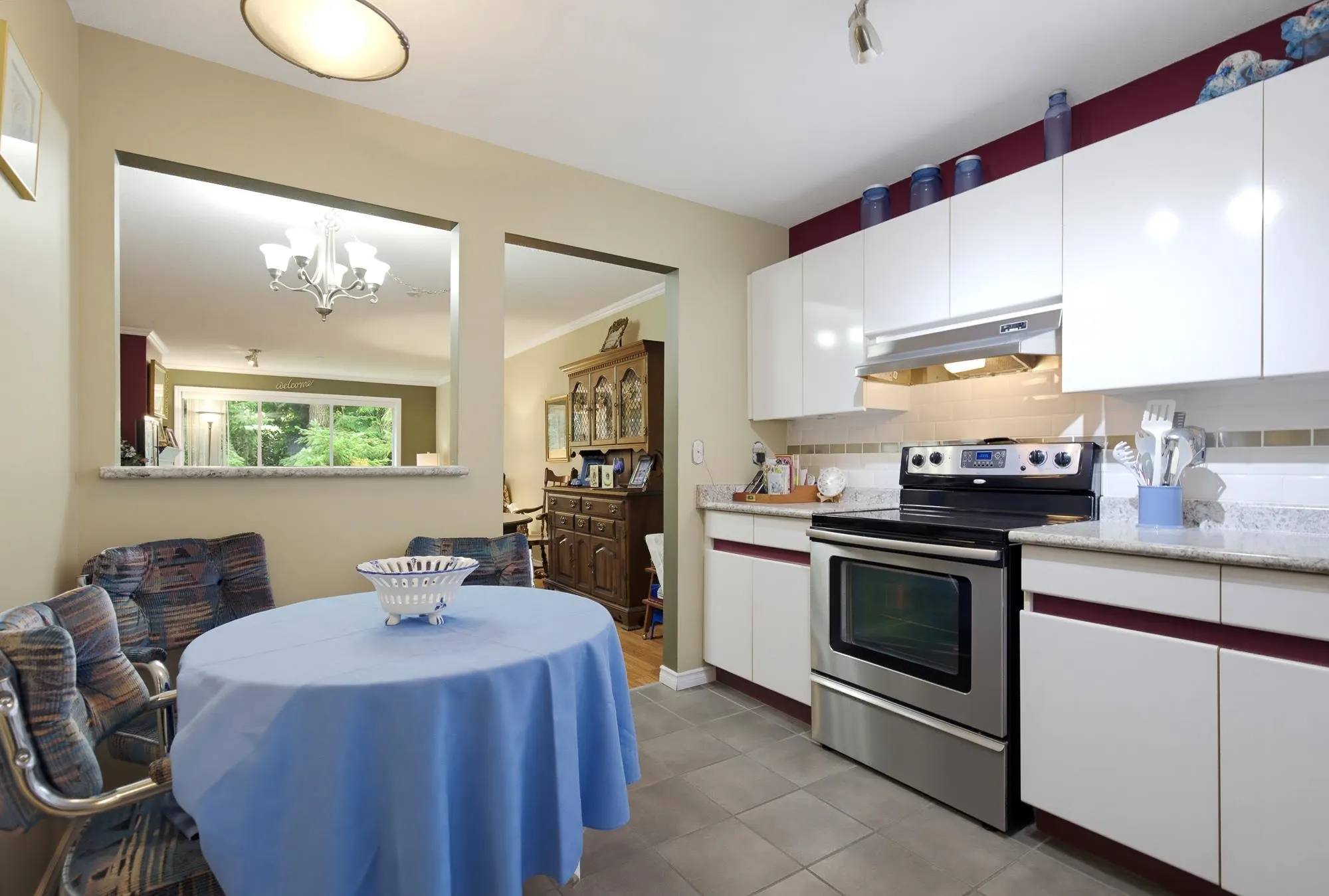 33280 E Bourquin Crescent #208