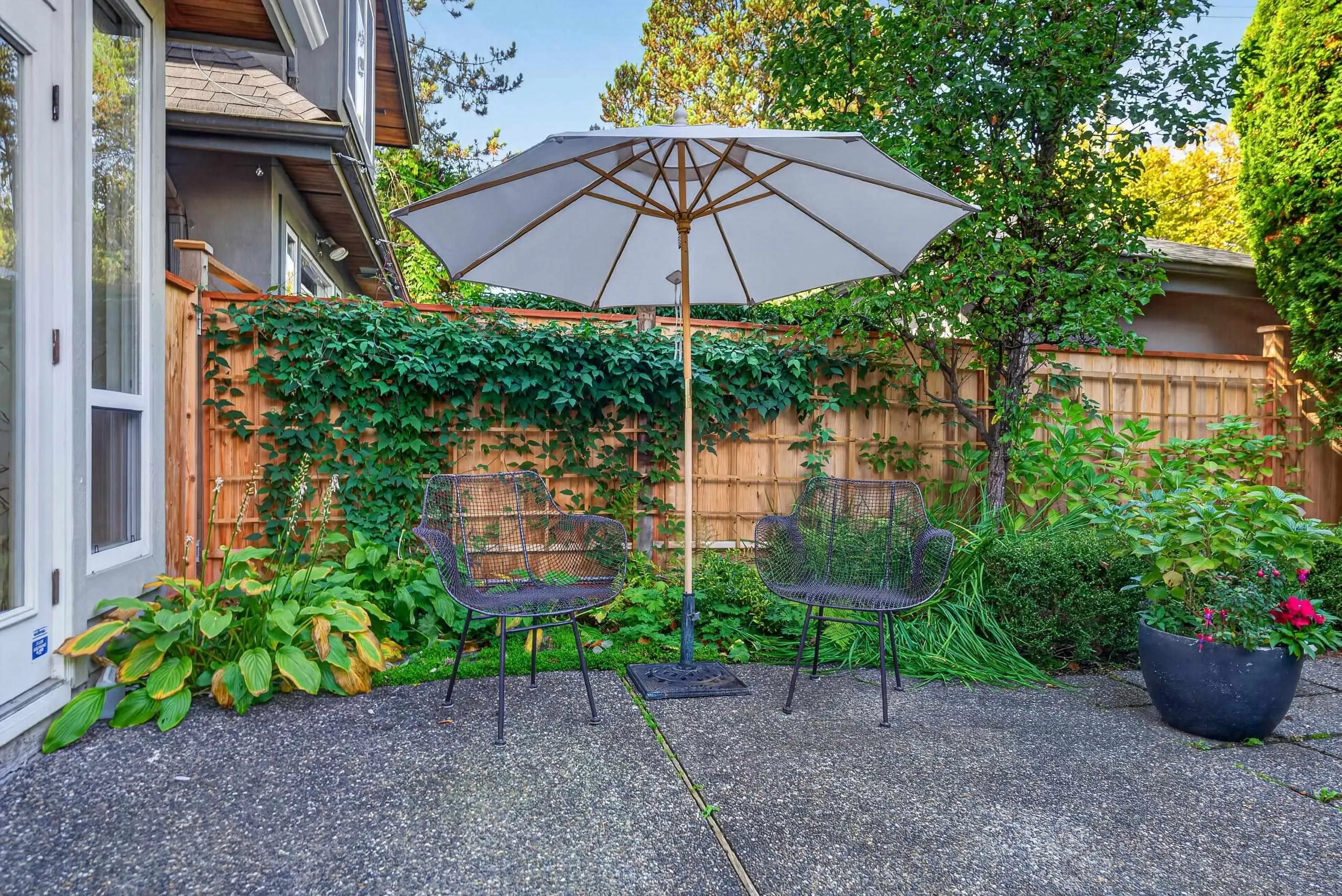 135 E 43rd Avenue