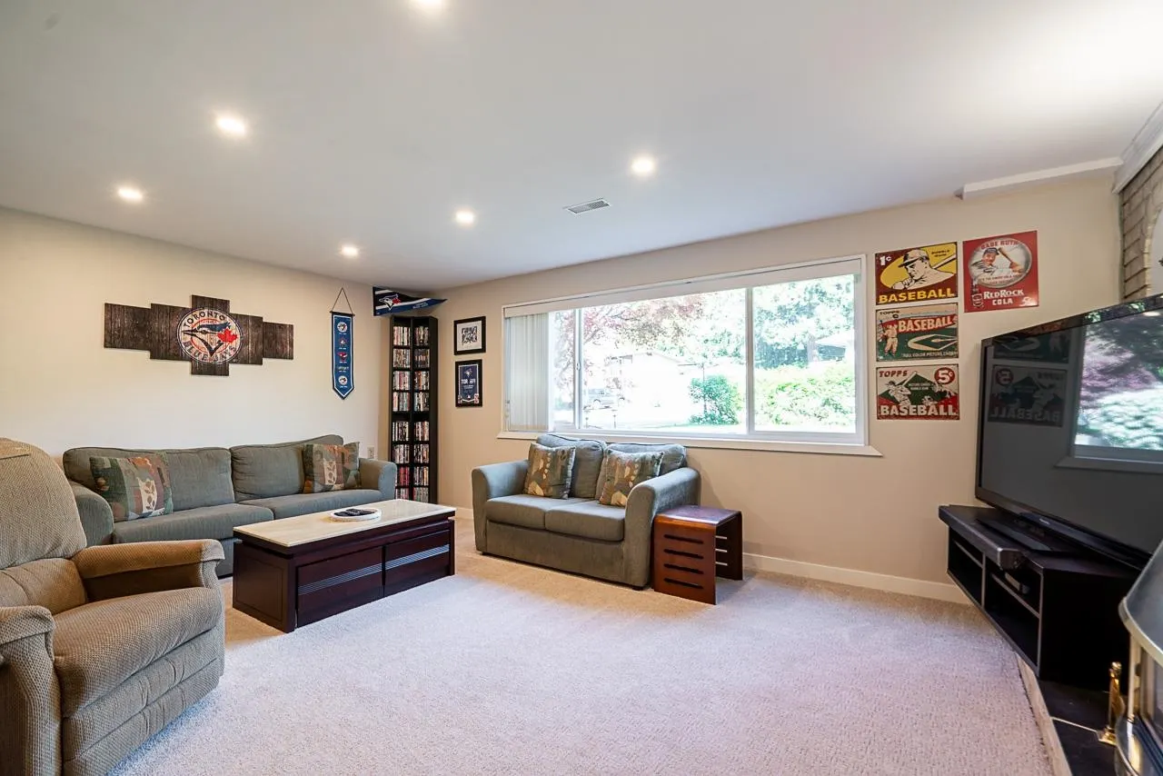 8771 Shepherd Way