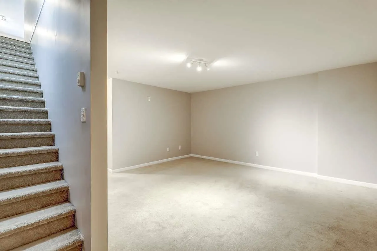 10058 153 Street #6