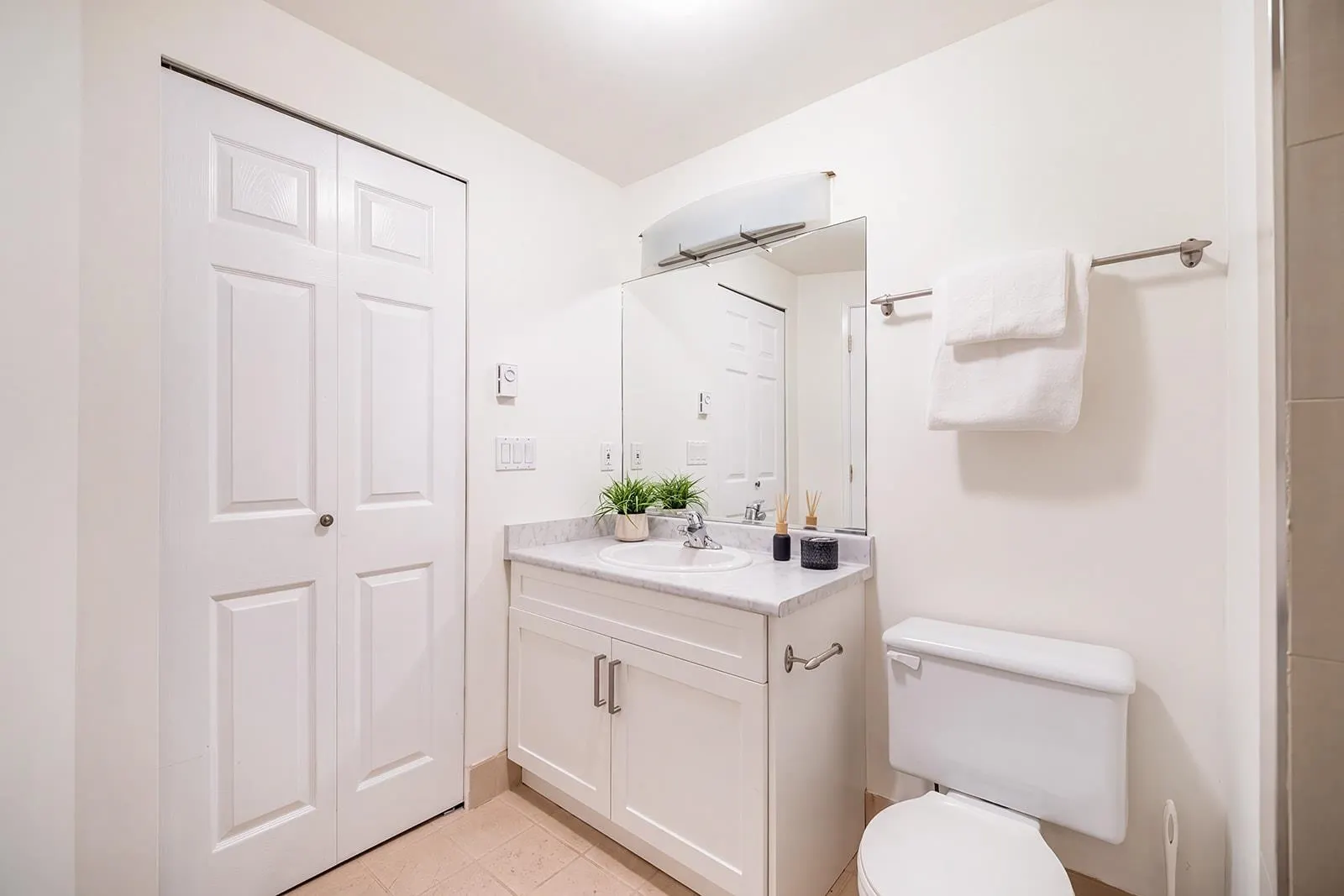 2400 Cavendish Way #15