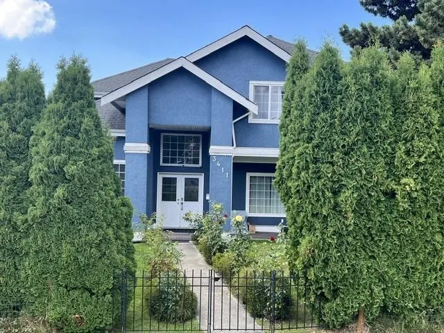 3411 Catalina Crescent