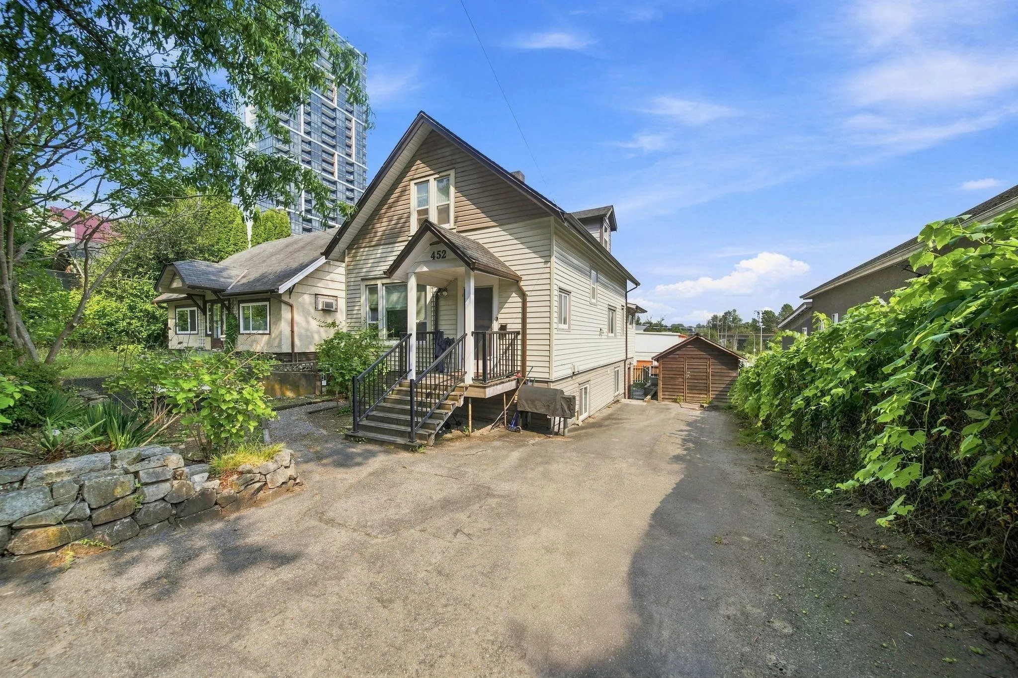 452 Rousseau Street