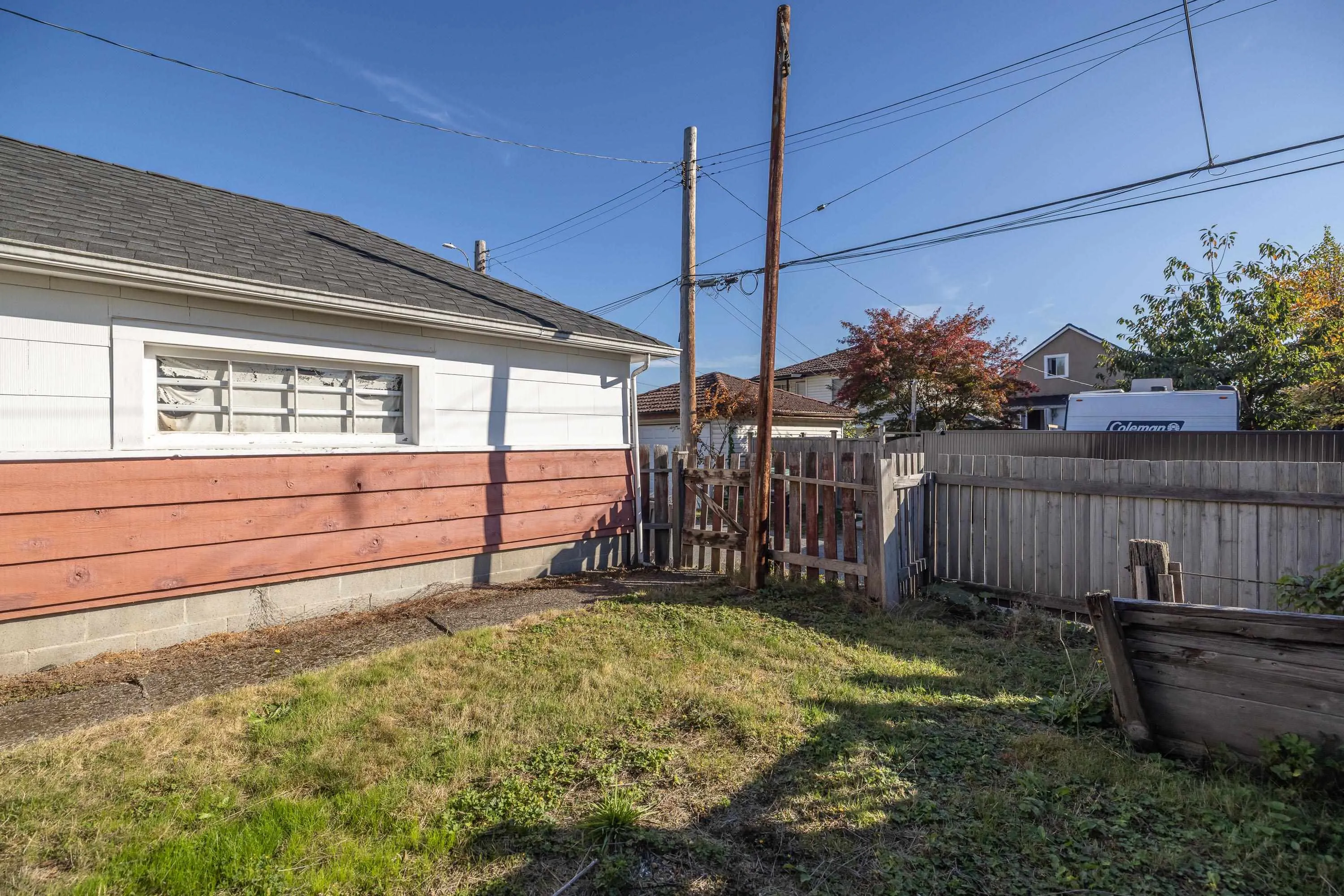 3368 Parker Street