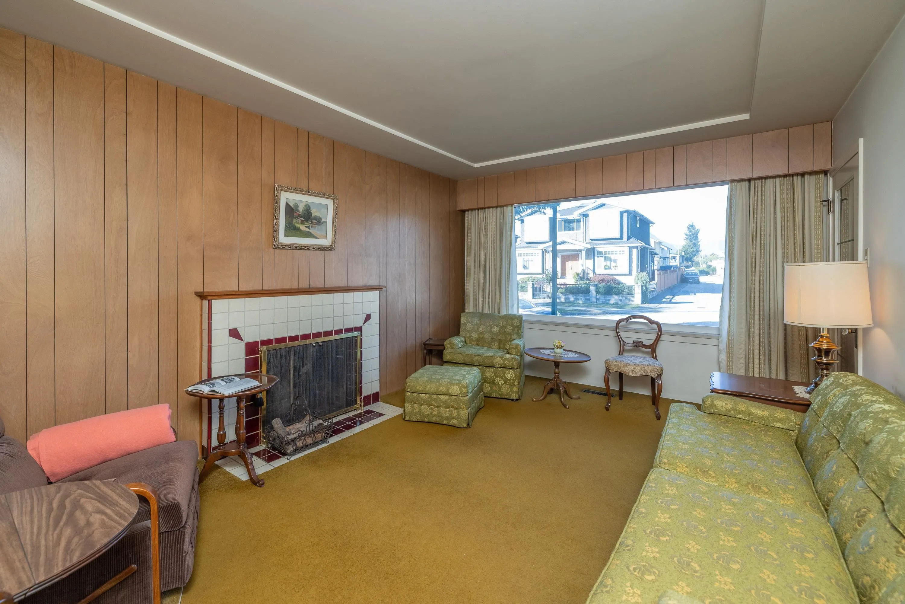 3368 Parker Street