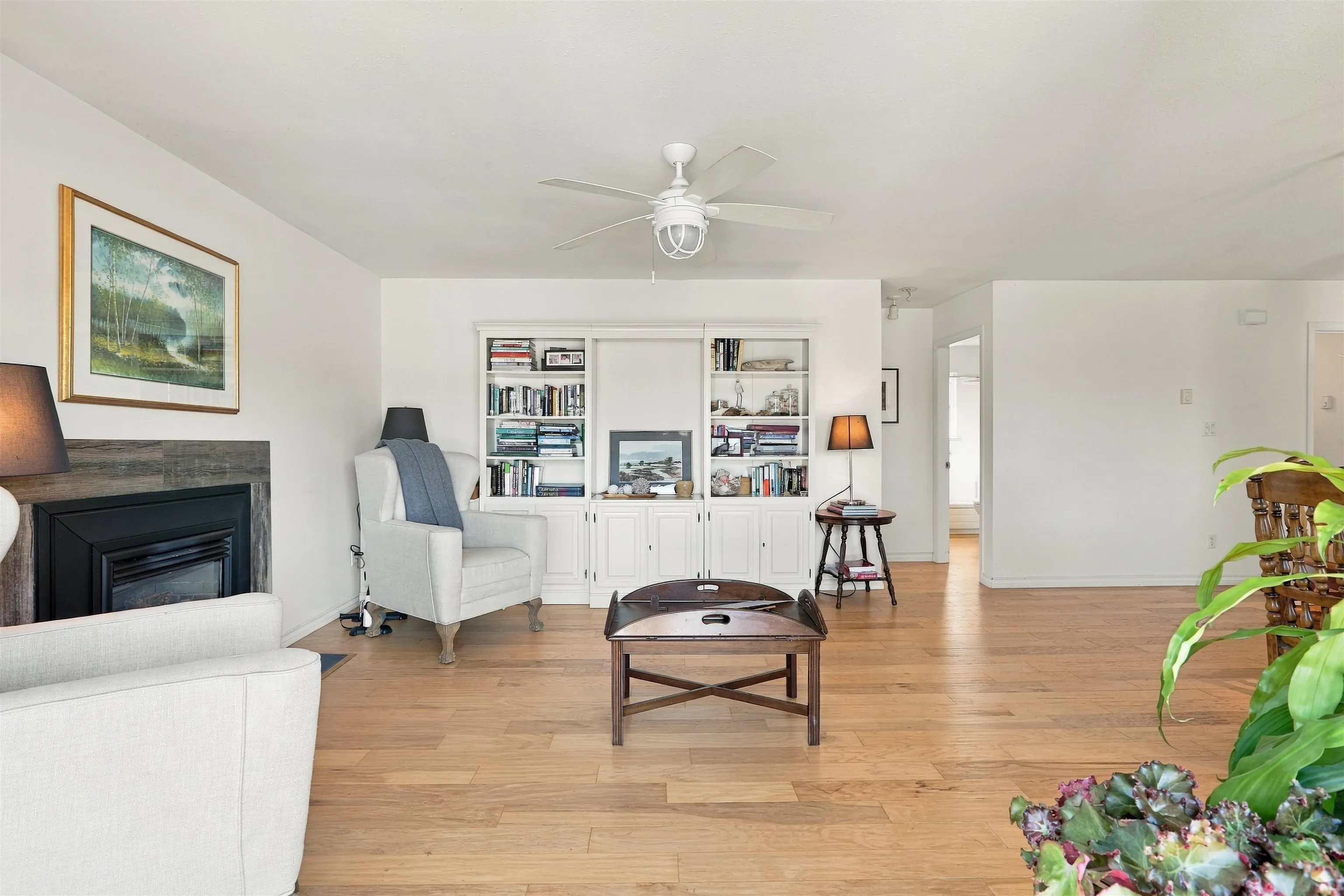 699 Dougall Road #15