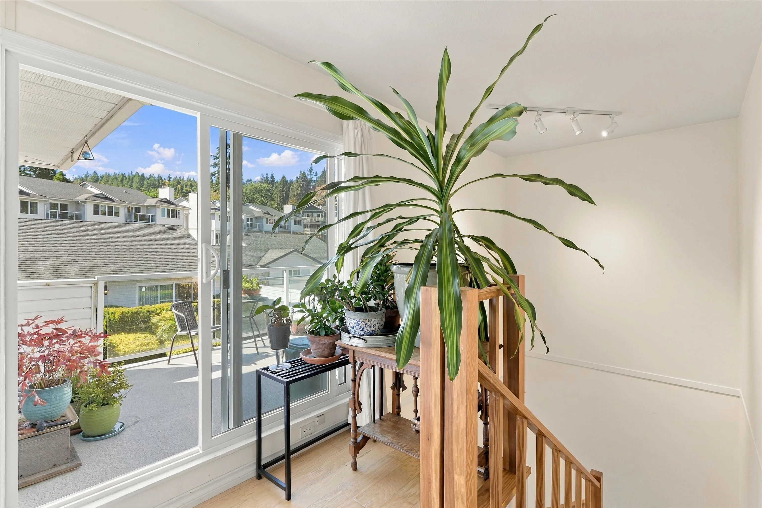699 Dougall Road #15