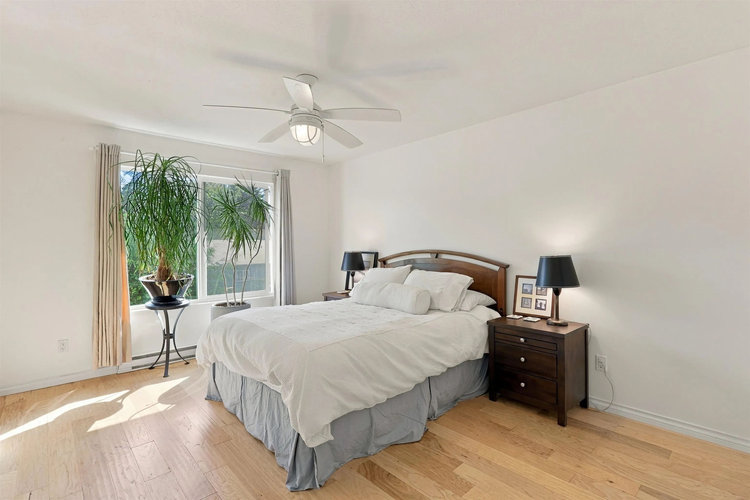 699 Dougall Road #15