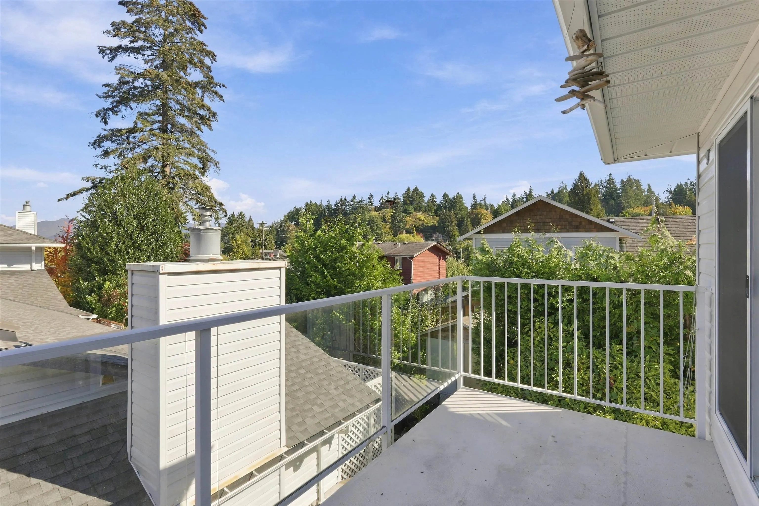 699 Dougall Road #15