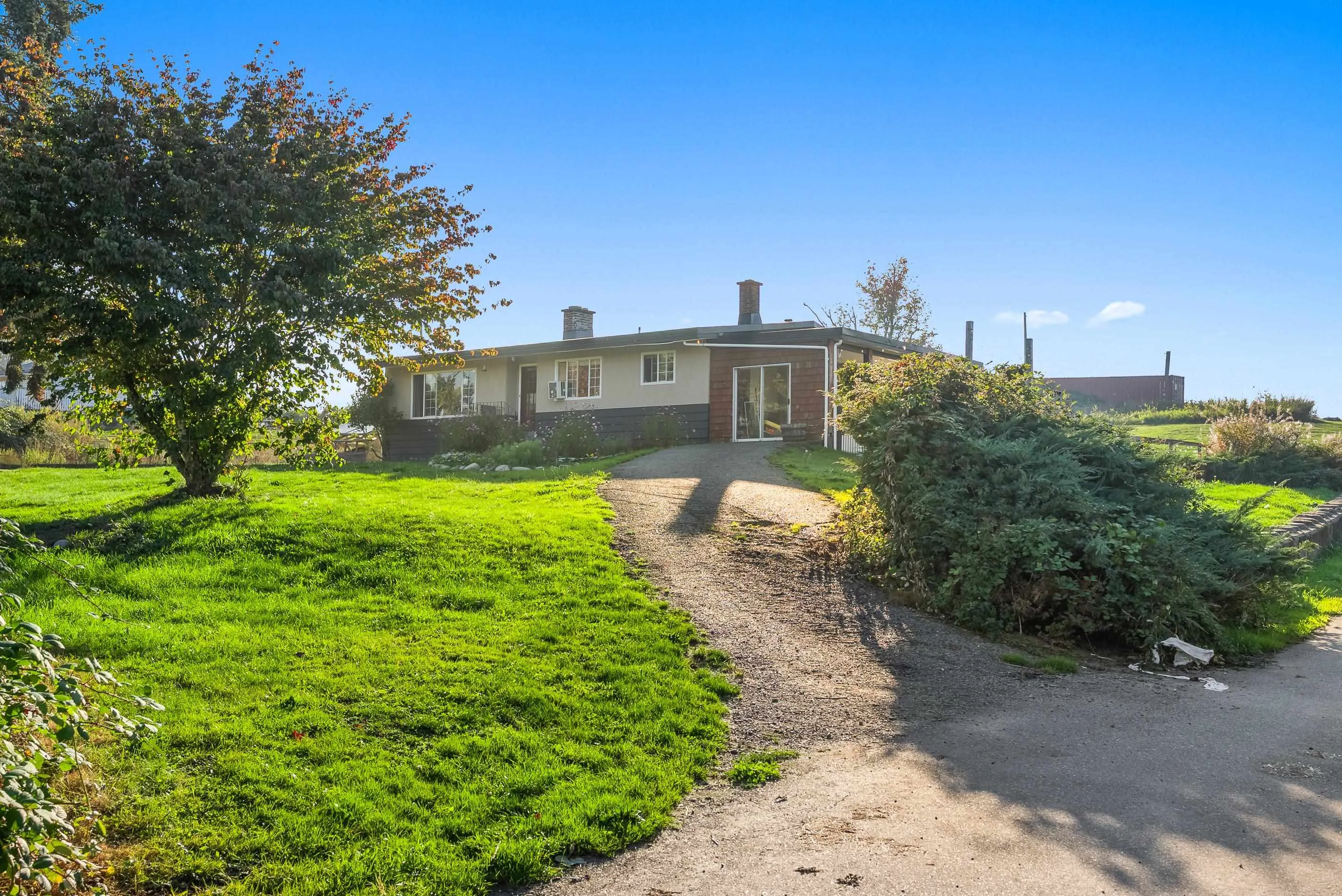 6077 Ross Road