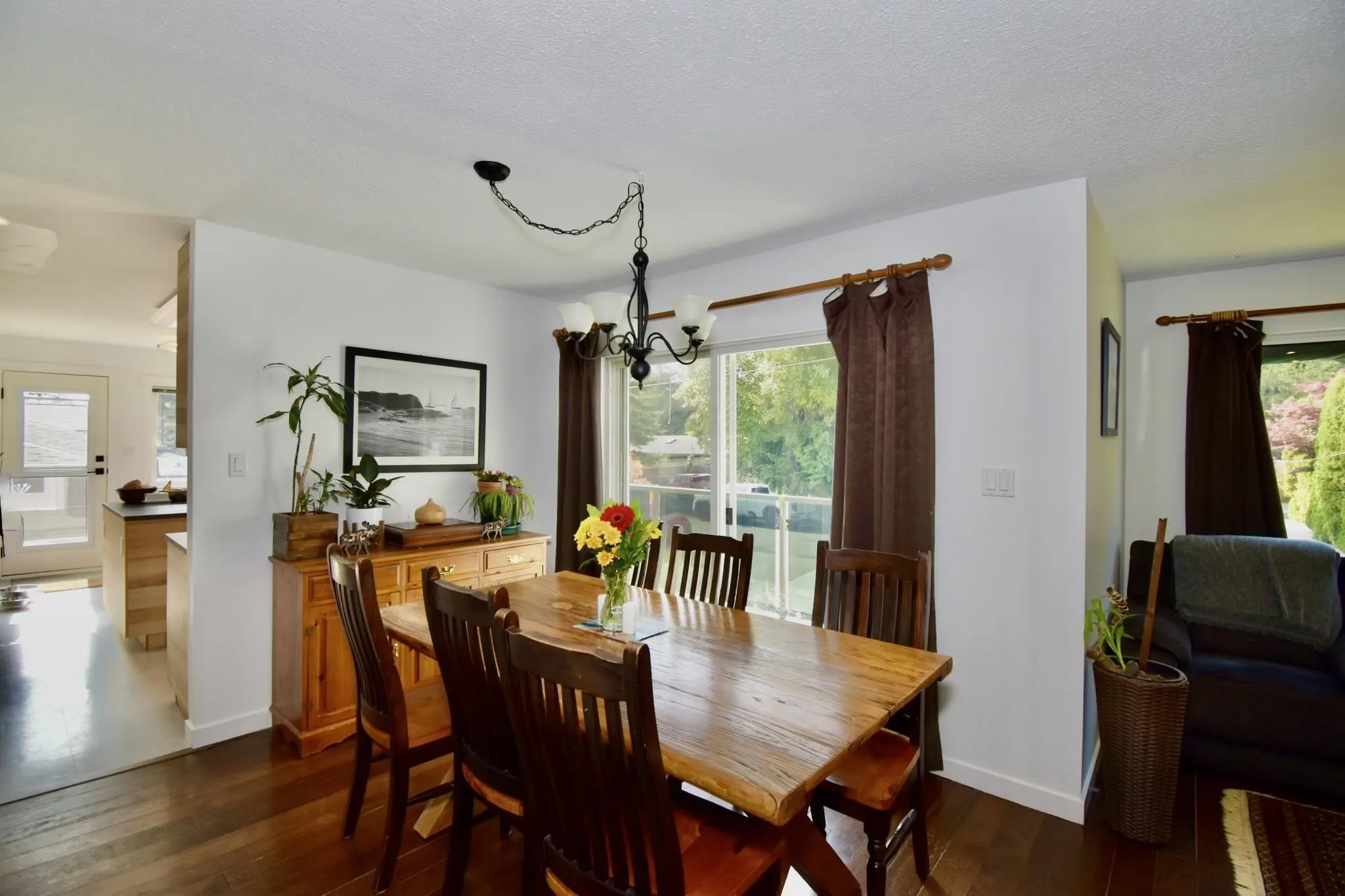 1822 Hall Road