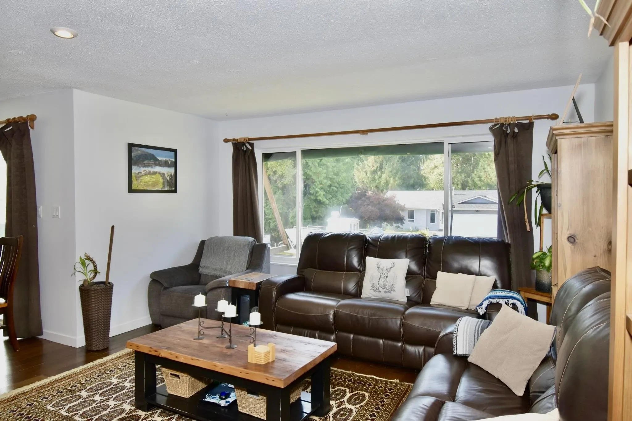 1822 Hall Road