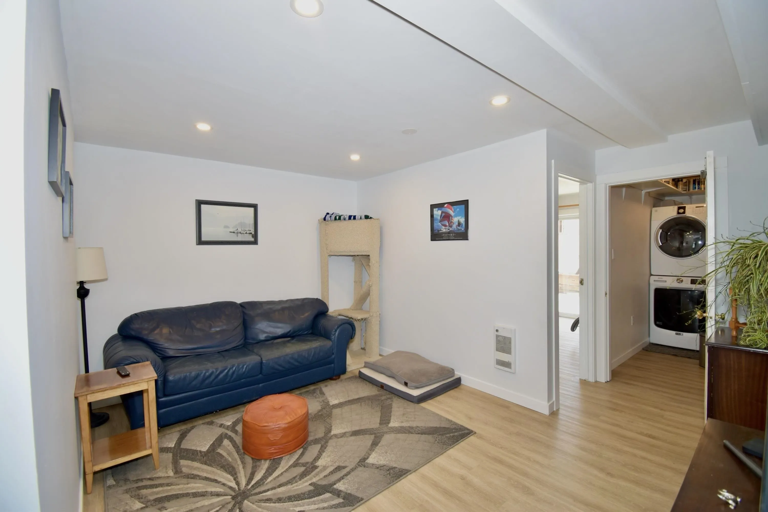 1822 Hall Road