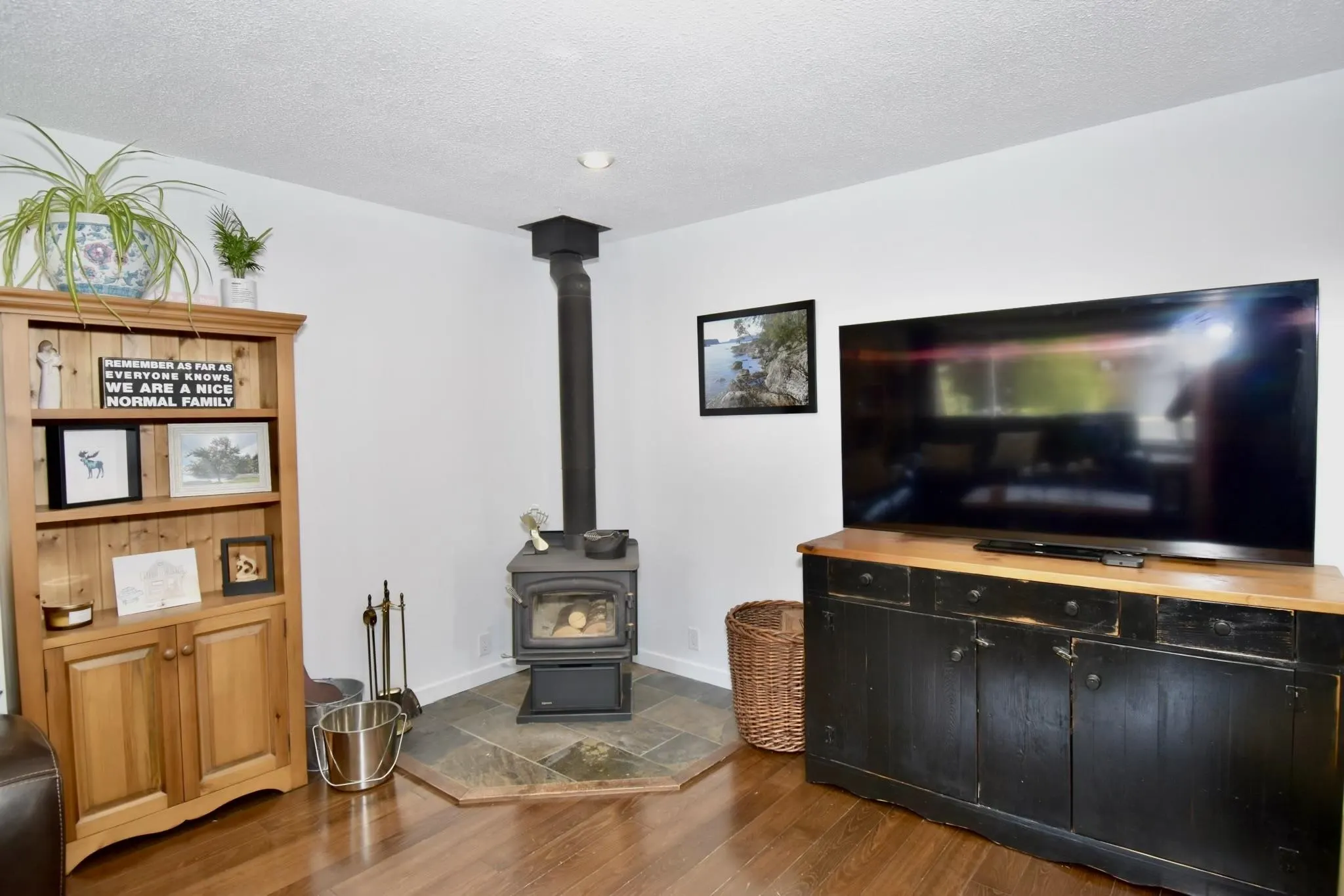1822 Hall Road