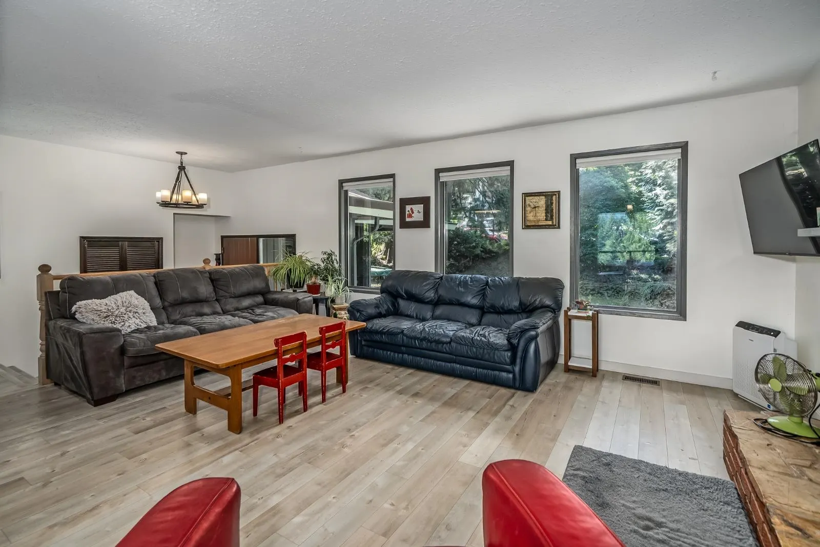 10122 Kenswood Drive