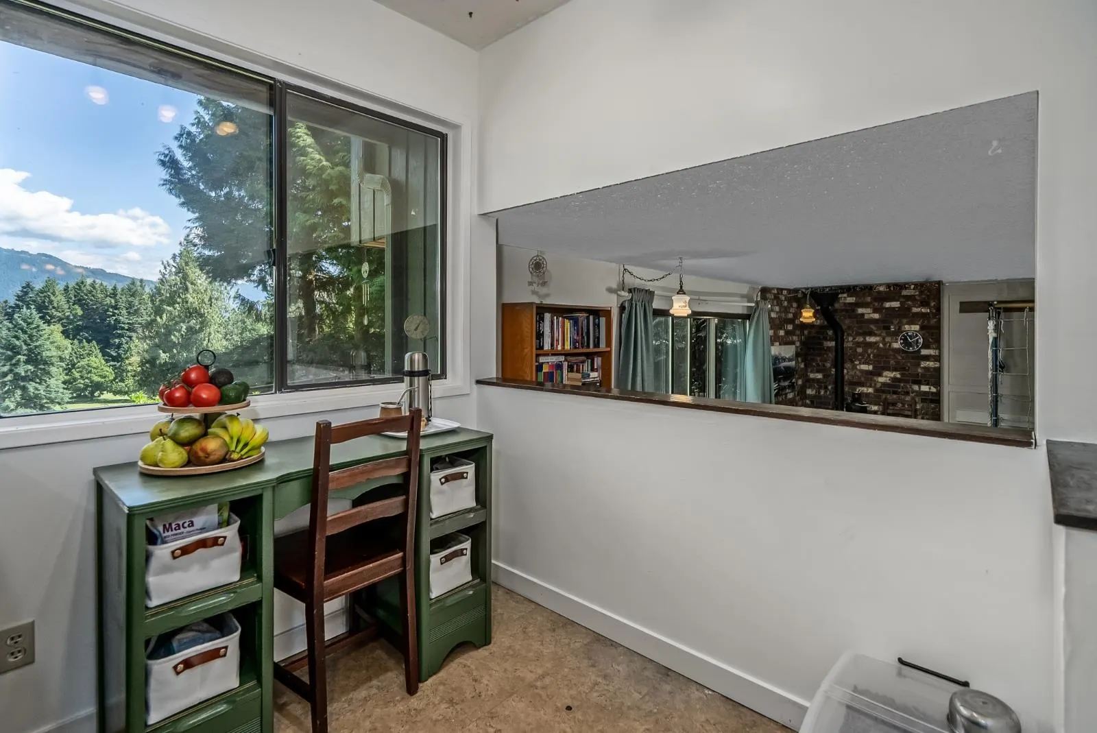 10122 Kenswood Drive