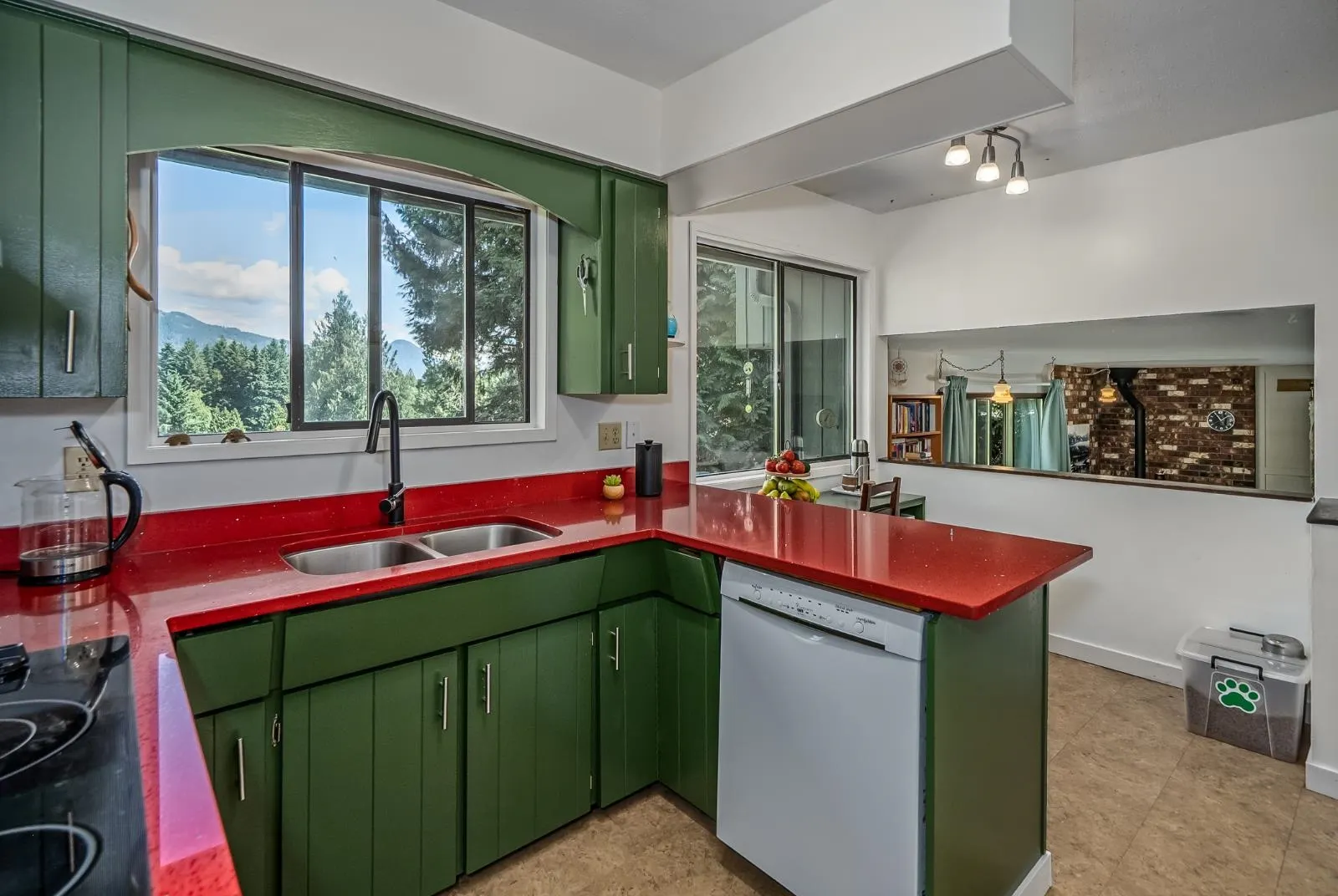 10122 Kenswood Drive