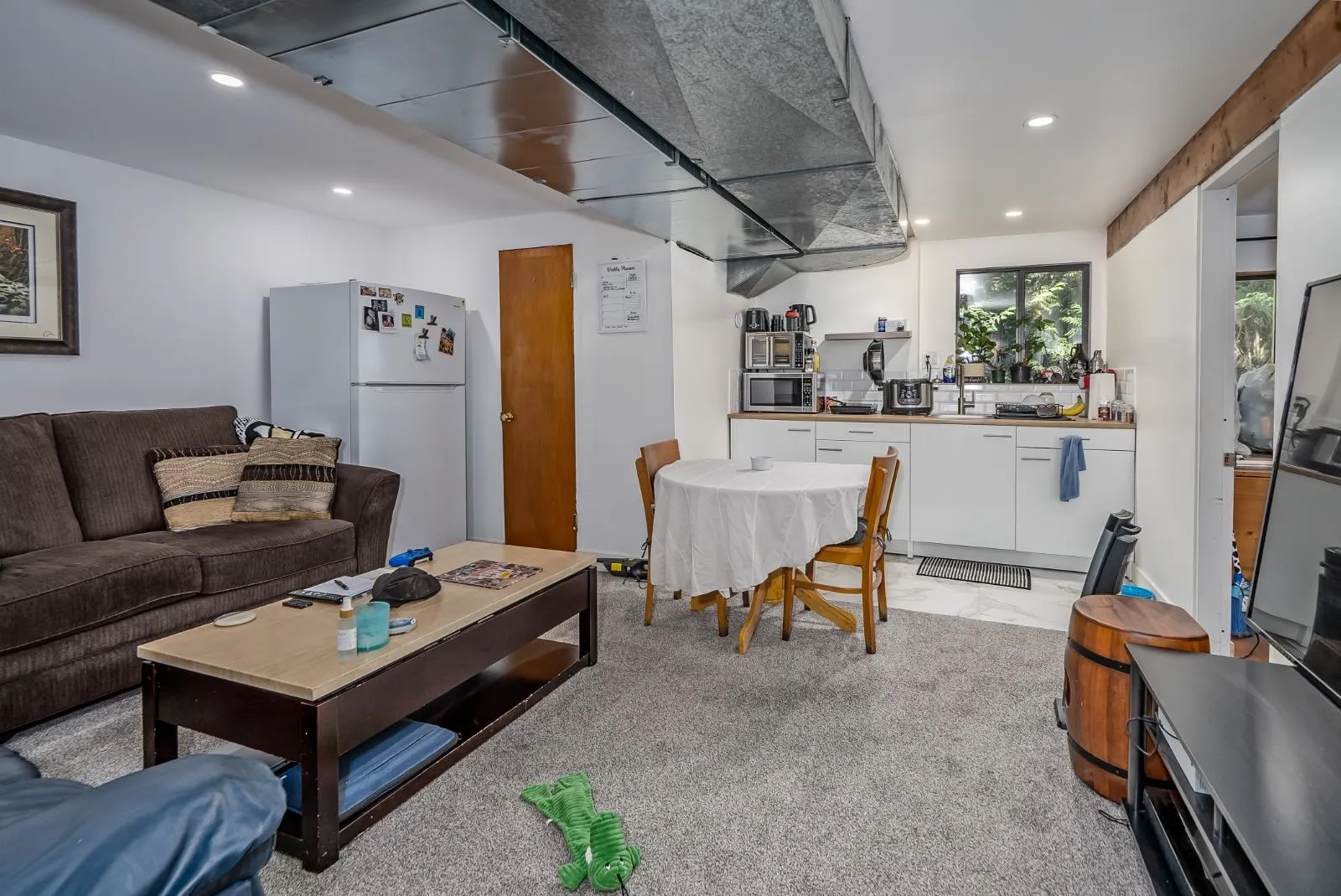 10122 Kenswood Drive