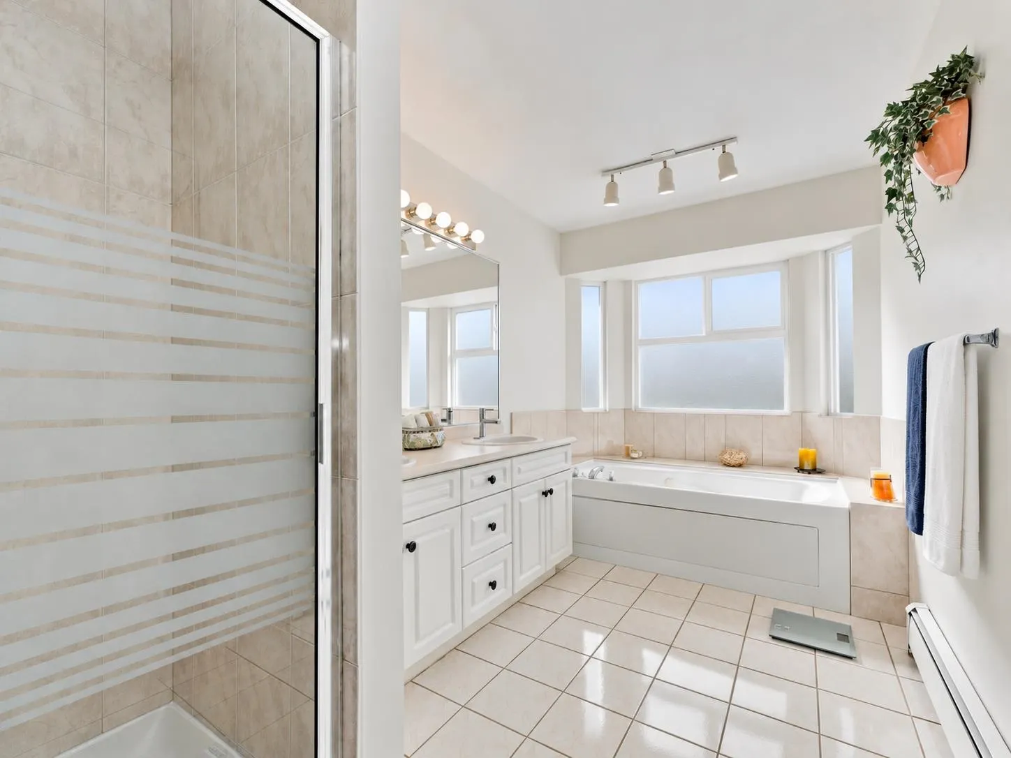 1226 Pitt River Road