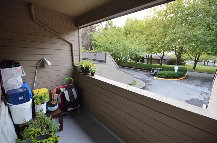 8120 Colonial Drive #225