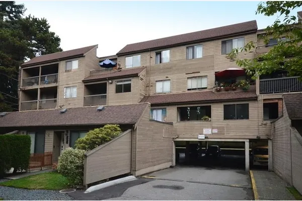 8120 Colonial Drive #225