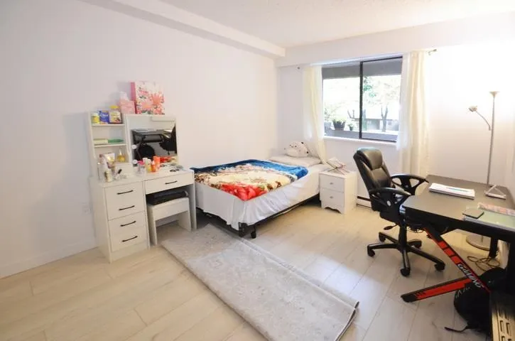 8120 Colonial Drive #225